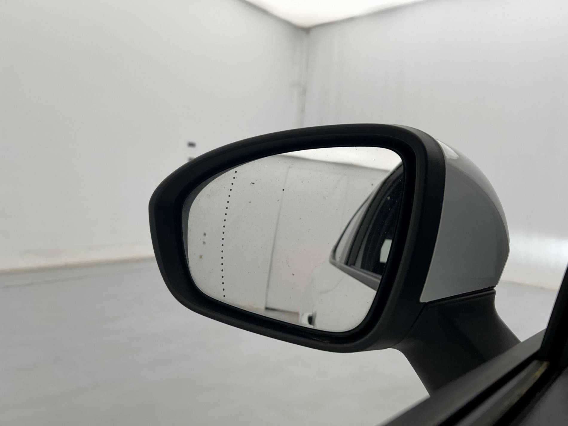 Vente en ligne Renault Clio 5 Clio TCe 90 - 21N au prix de 13 690 €