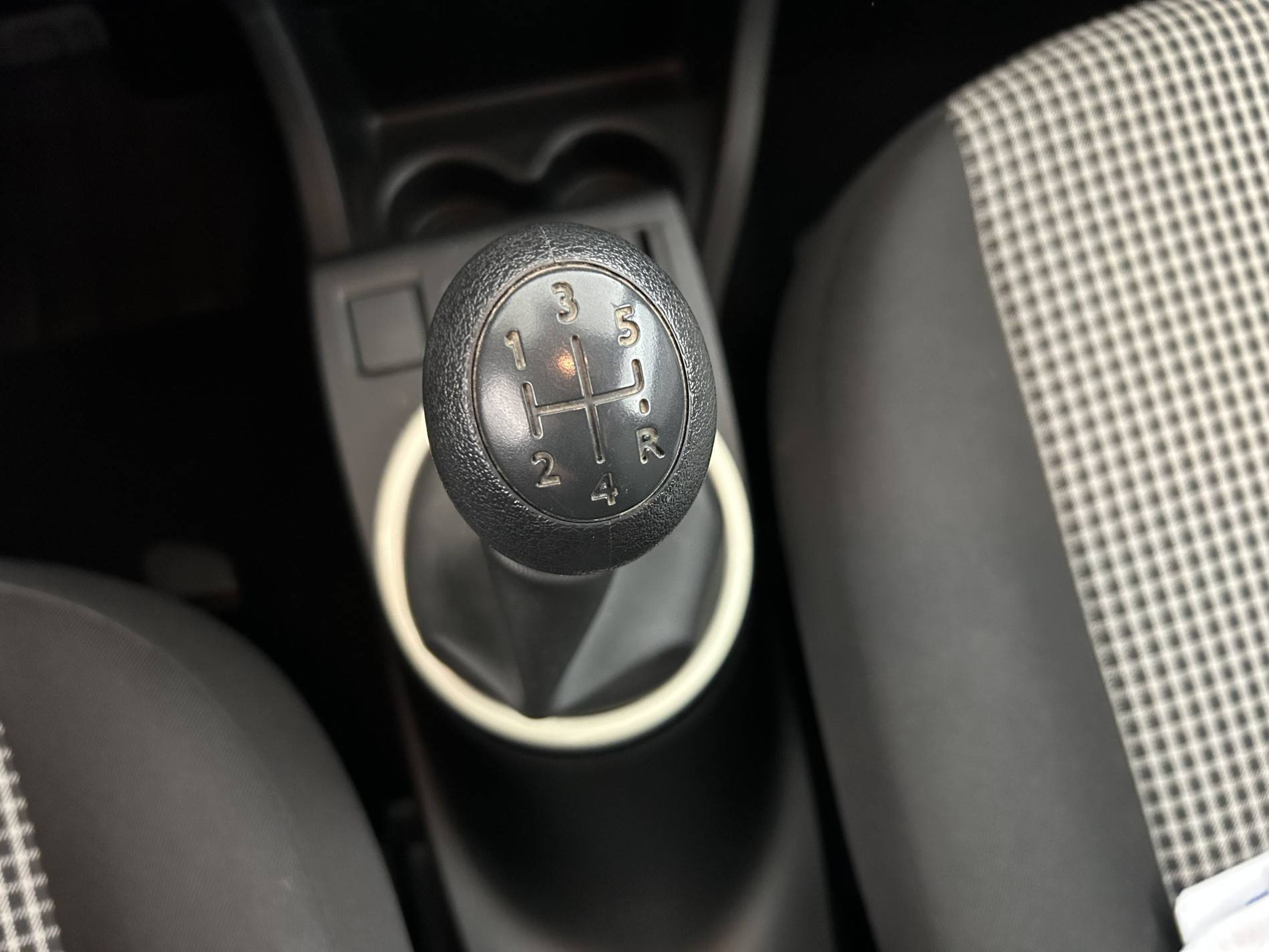 Vente en ligne Renault Twingo 3  1.0 SCe 70 E6 au prix de 8 990 €