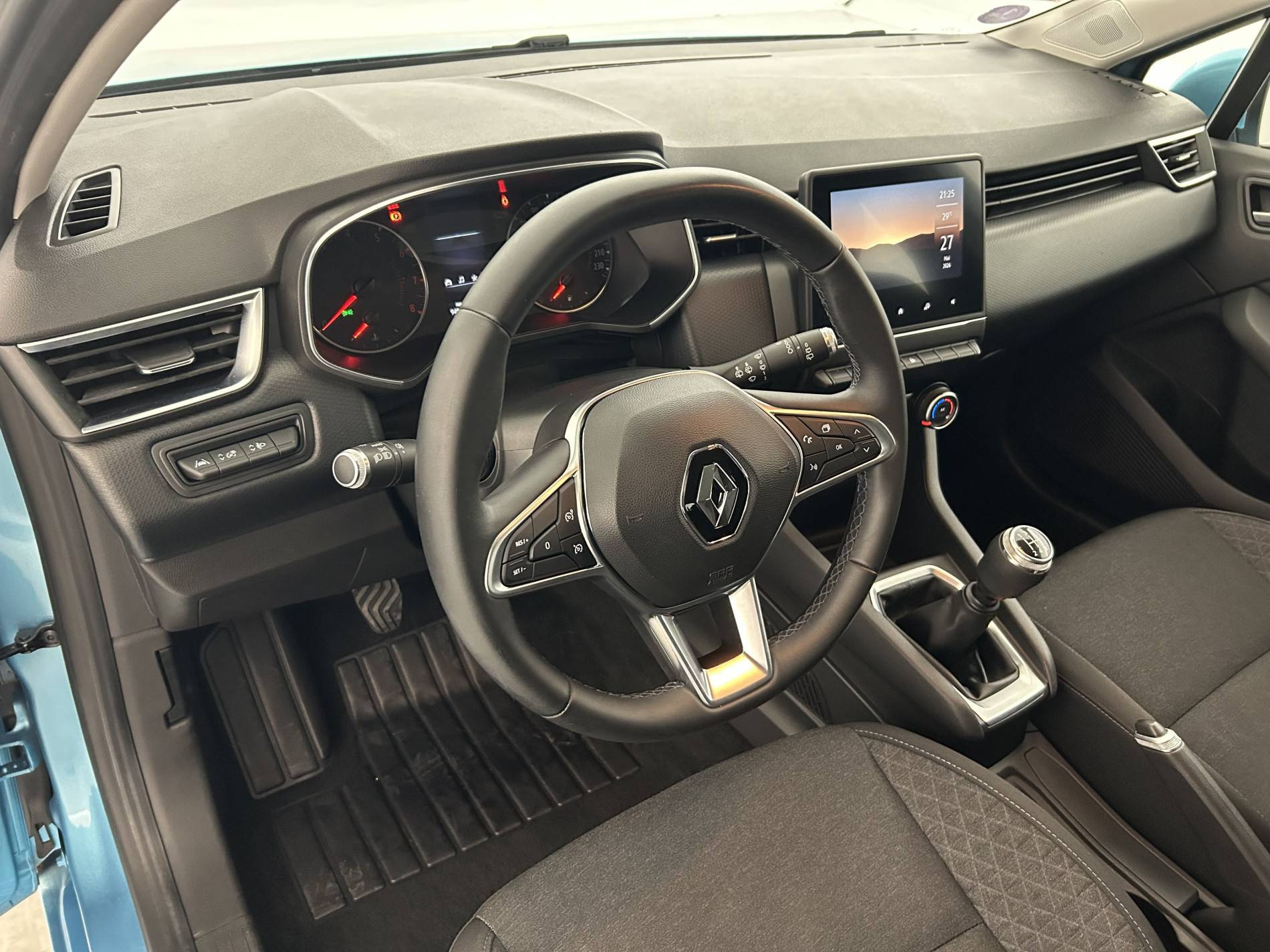 Vente en ligne Renault Clio 5 Clio TCe 100 au prix de 11 490 €