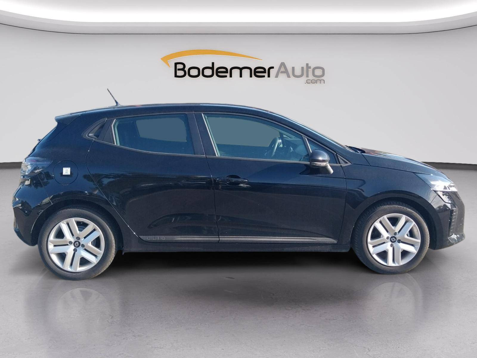 Vente en ligne Renault Clio 5 Clio E-Tech full hybrid 145 ch GSR2 au prix de 19 900 €