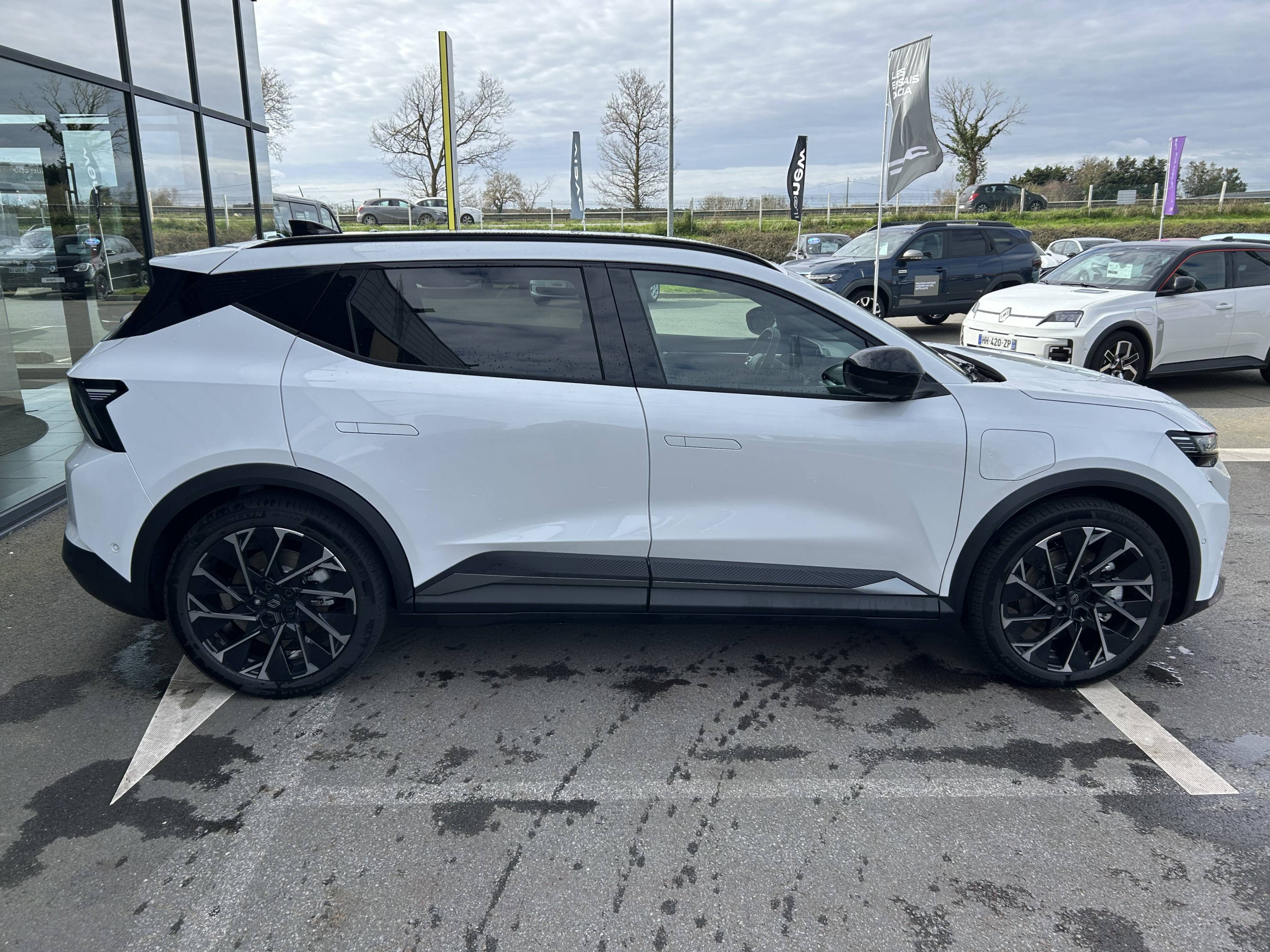 Vente en ligne Renault Scenic E-Tech  220 ch grande autonomie au prix de 48 990 €