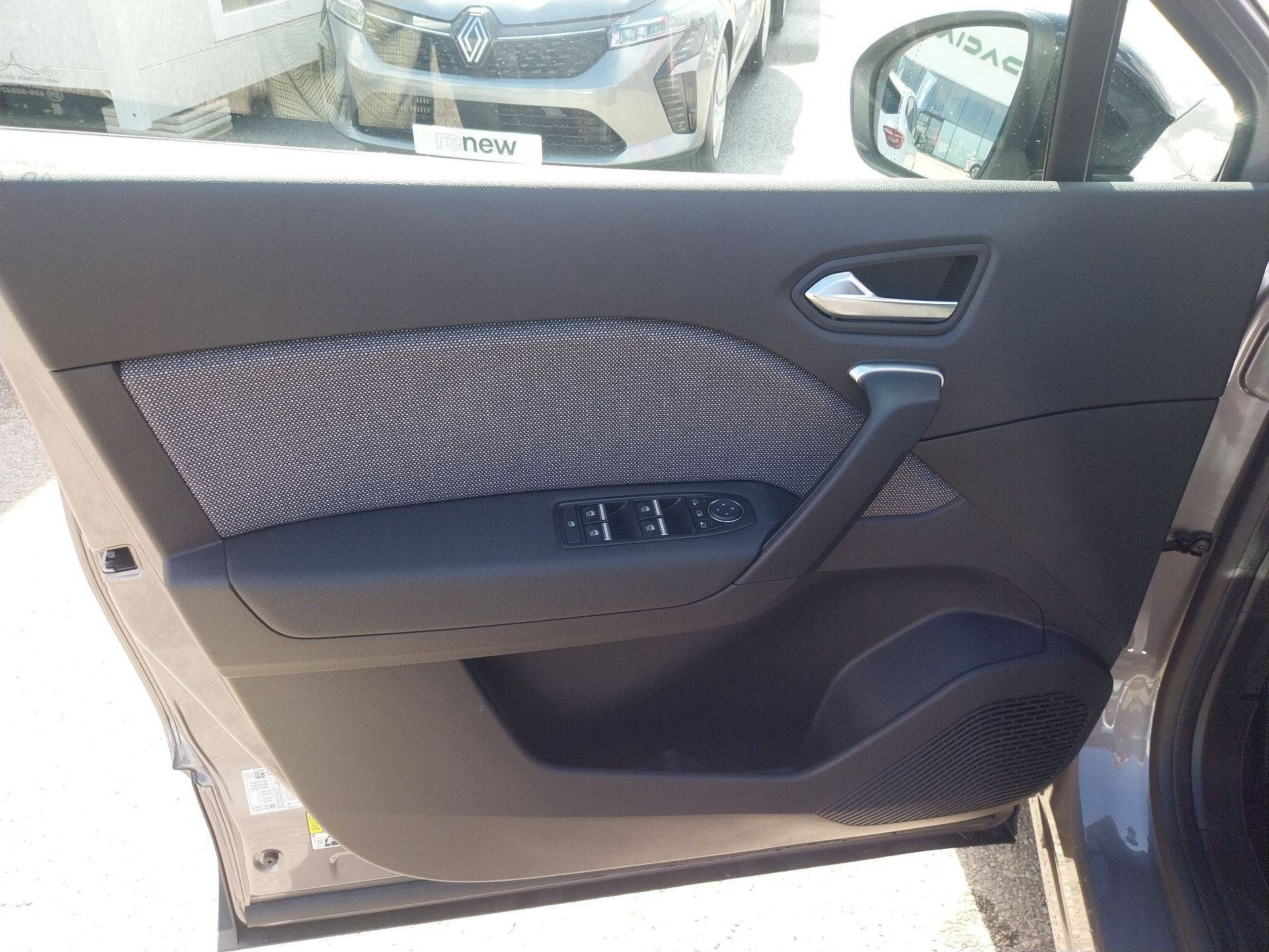 Vente en ligne Renault Symbioz  E-Tech full hybrid 145 au prix de 27 490 €