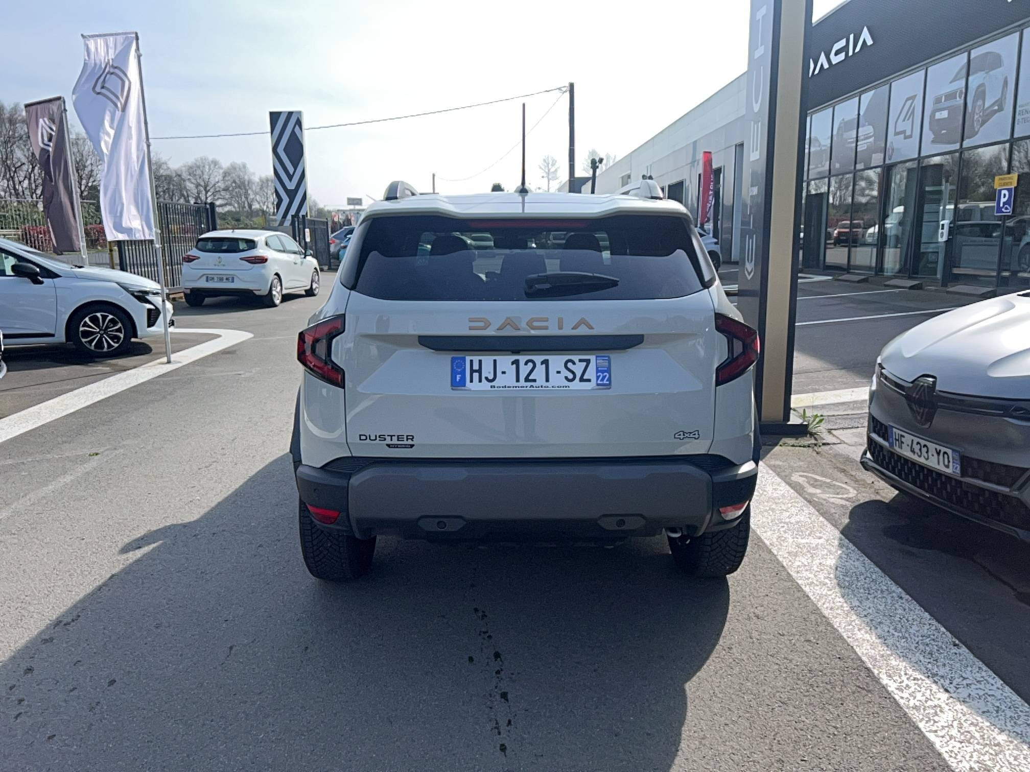 Vente en ligne Dacia Duster  Hybrid-G 150 4x4 au prix de 32 600 €