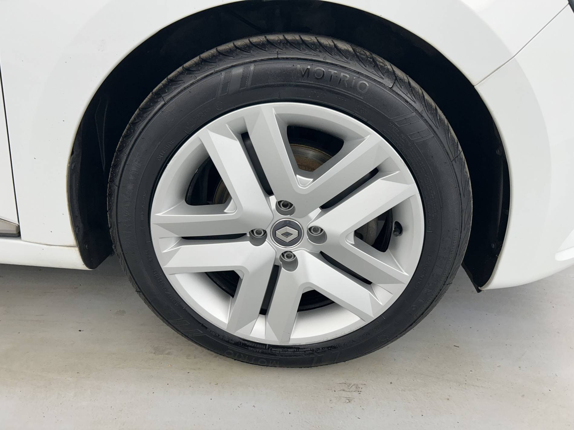 Vente en ligne Renault Clio 5 Clio Blue dCi 100 - 21N au prix de 13 800 €