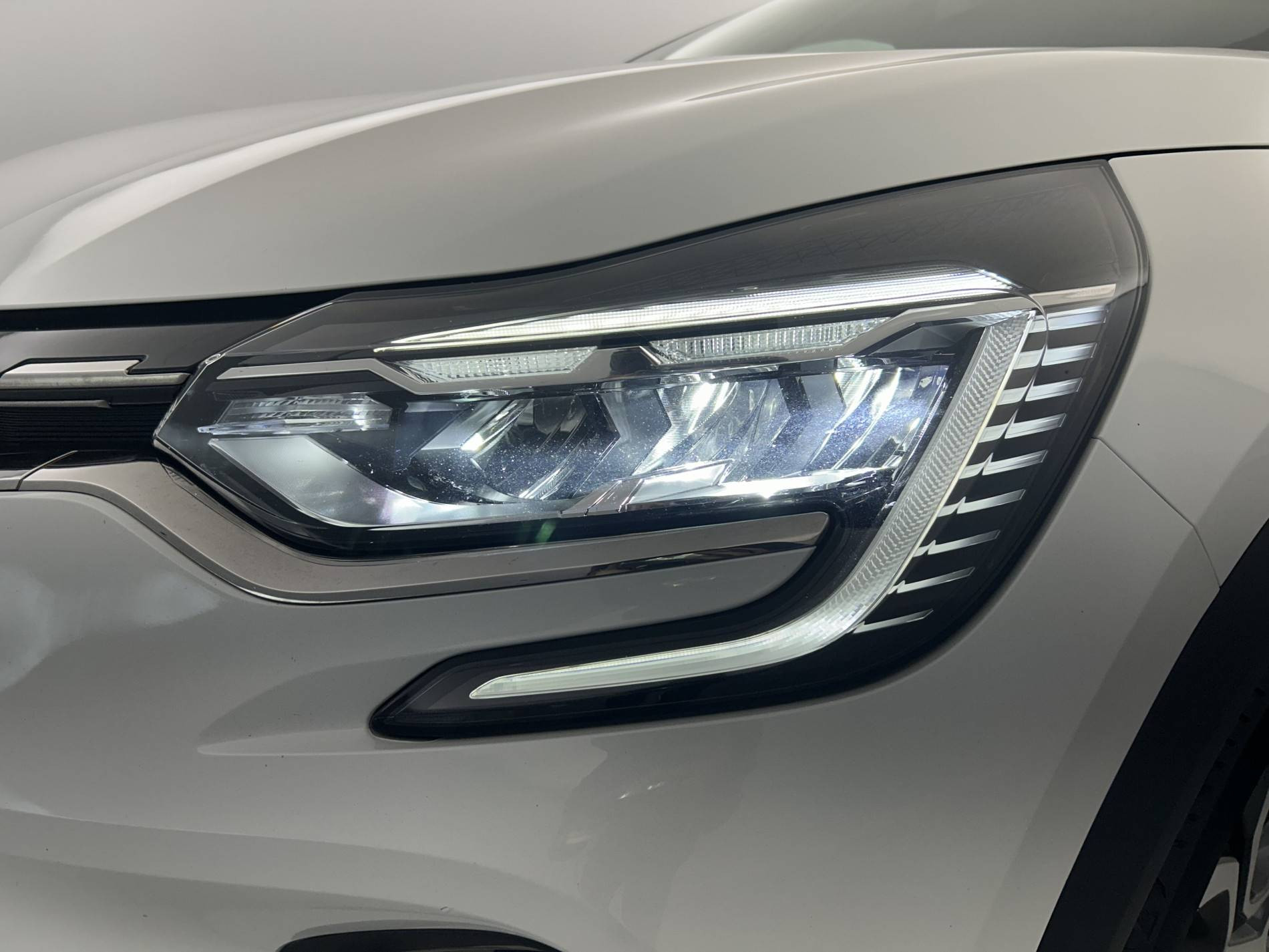 Vente en ligne Renault Captur  Blue dCi 115 EDC au prix de 17 290 €