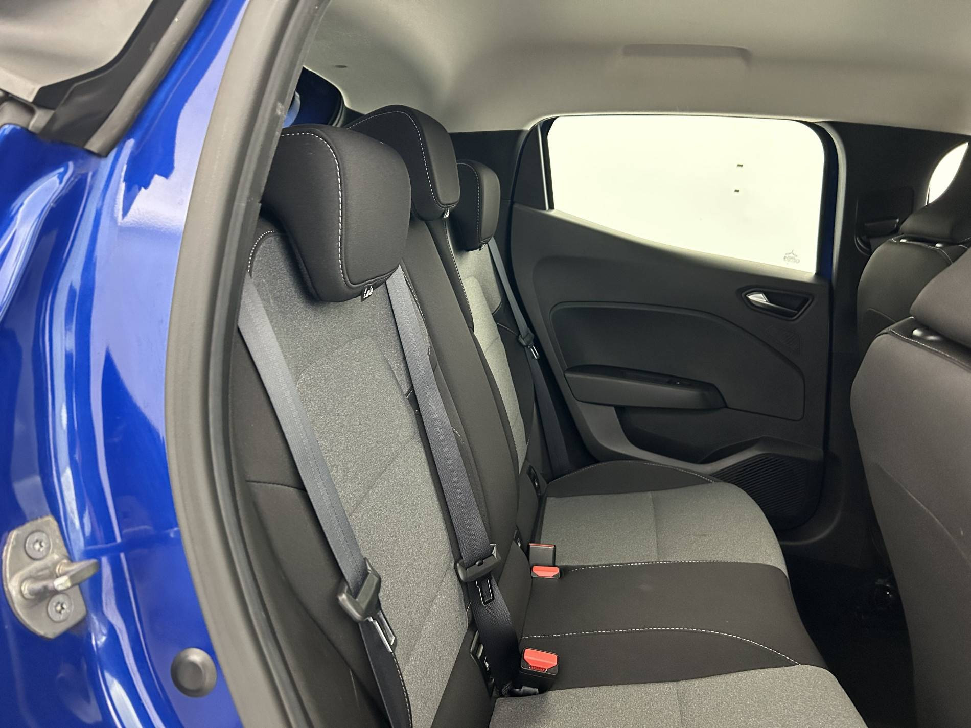 Vente en ligne Renault Clio 5 Clio TCe 90 au prix de 15 490 €