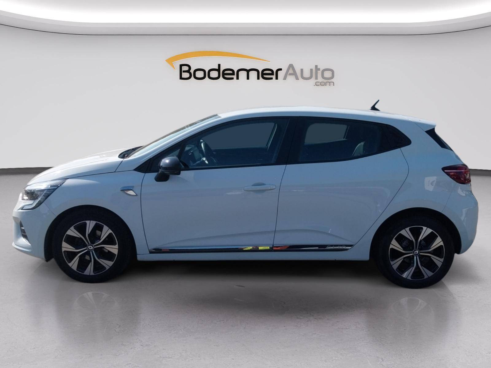 Vente en ligne Renault Clio 5 Clio TCe 90 - 21N au prix de 12 990 €