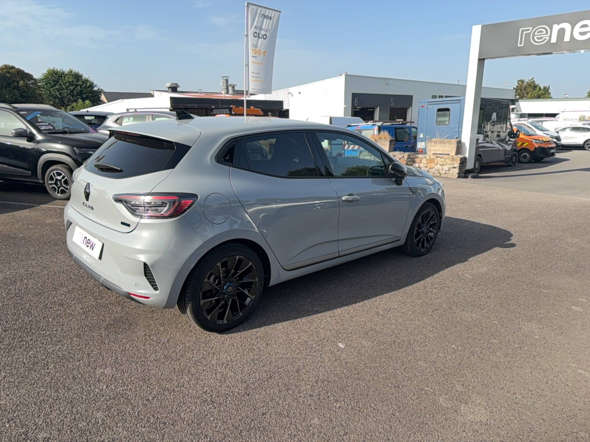 Vente en ligne Renault Clio 5 Clio E-Tech full hybrid 145 ch GSR2 au prix de 22 990 €