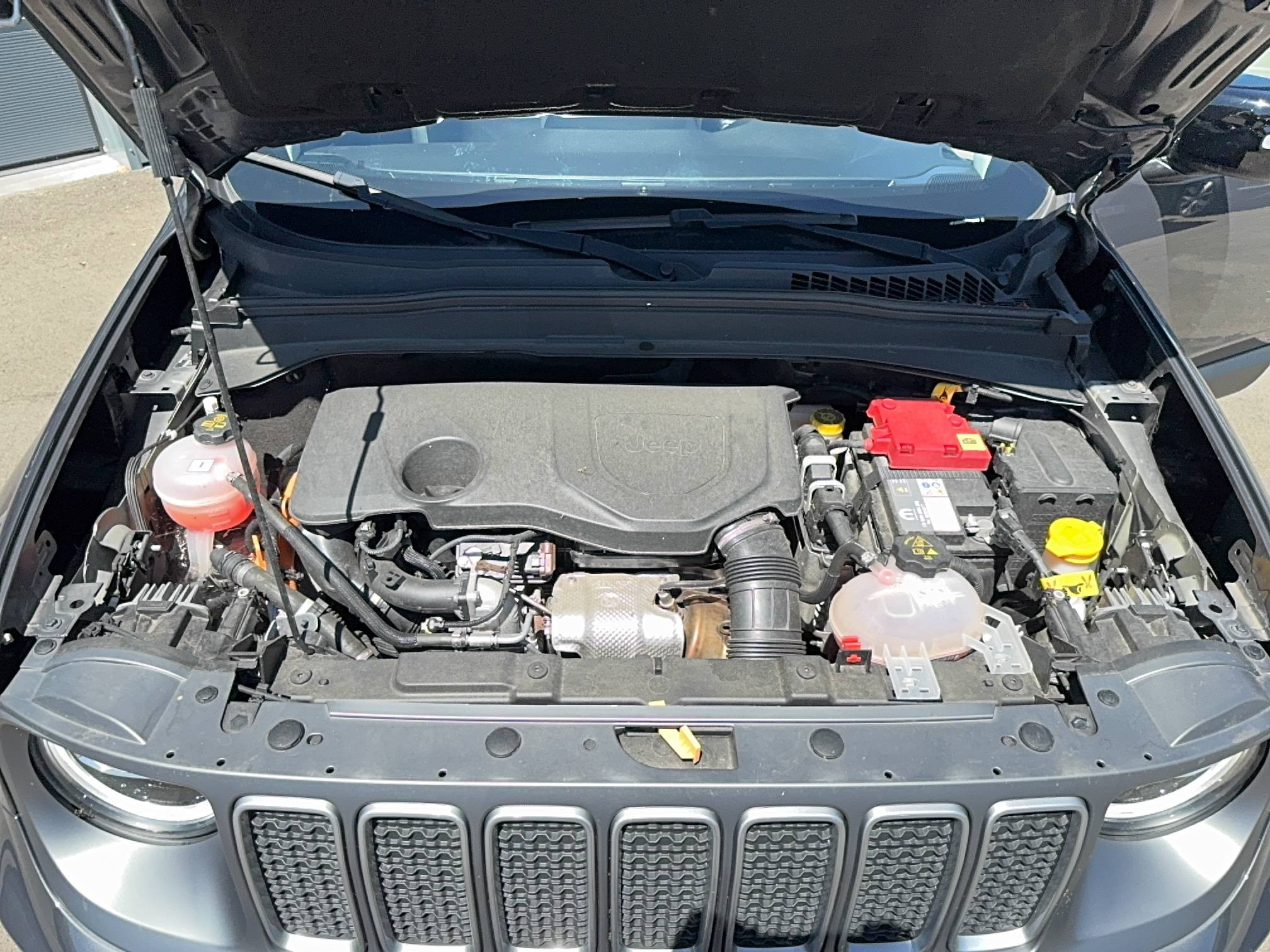 Vente en ligne Jeep Renegade  1.3 Turbo T4 190 ch PHEV BVA6 4xe eAWD au prix de 21 990 €