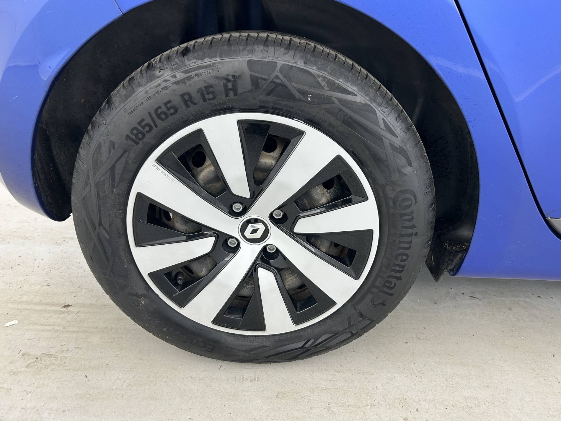 Vente en ligne Renault Clio 5 Clio TCe 90 au prix de 14 490 €