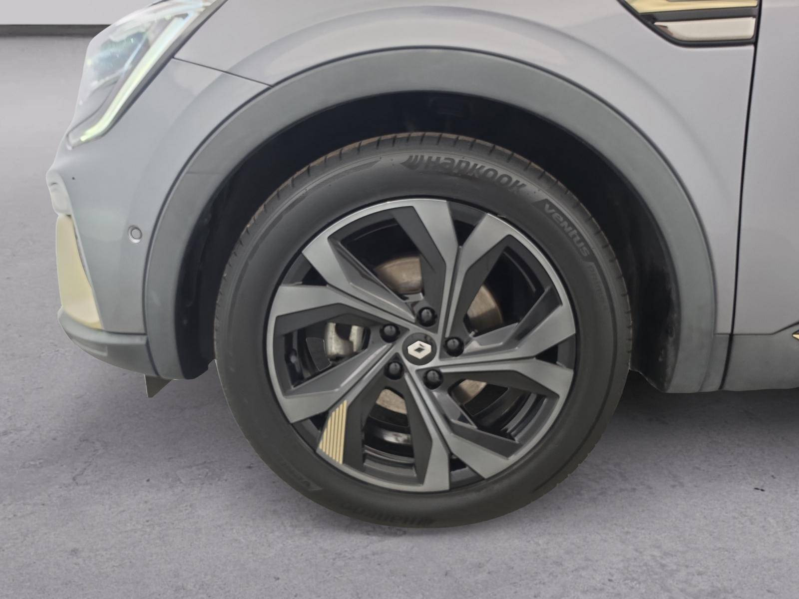 Vente en ligne Renault Arkana  E-Tech hybride 145 - 22 au prix de 21 900 €