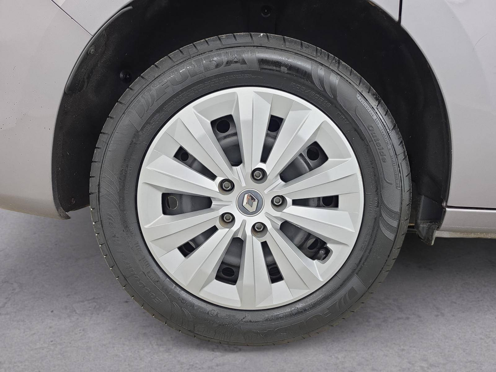 Vente en ligne Renault Kangoo  Blue dCi 95 au prix de 17 491 €