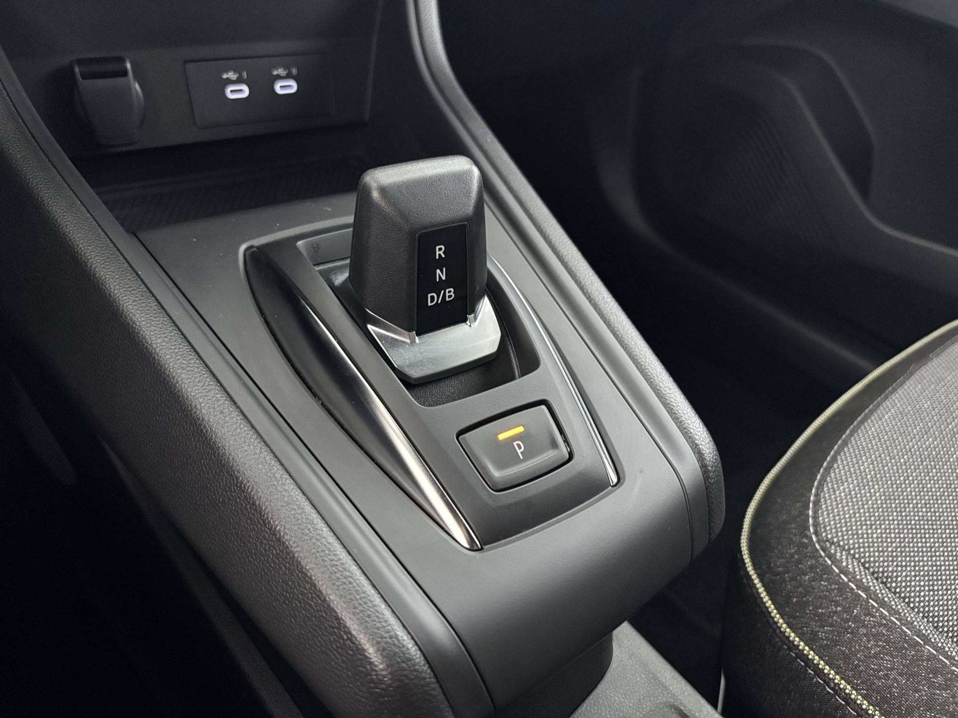 Vente en ligne Renault Captur  E-Tech full hybrid 160 ch au prix de 26 490 €