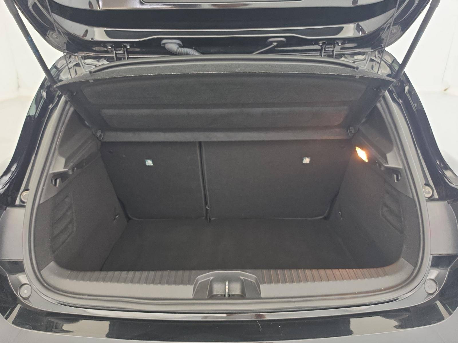Vente en ligne Renault Clio 5 Clio E-Tech full hybrid 145 au prix de 16 490 €
