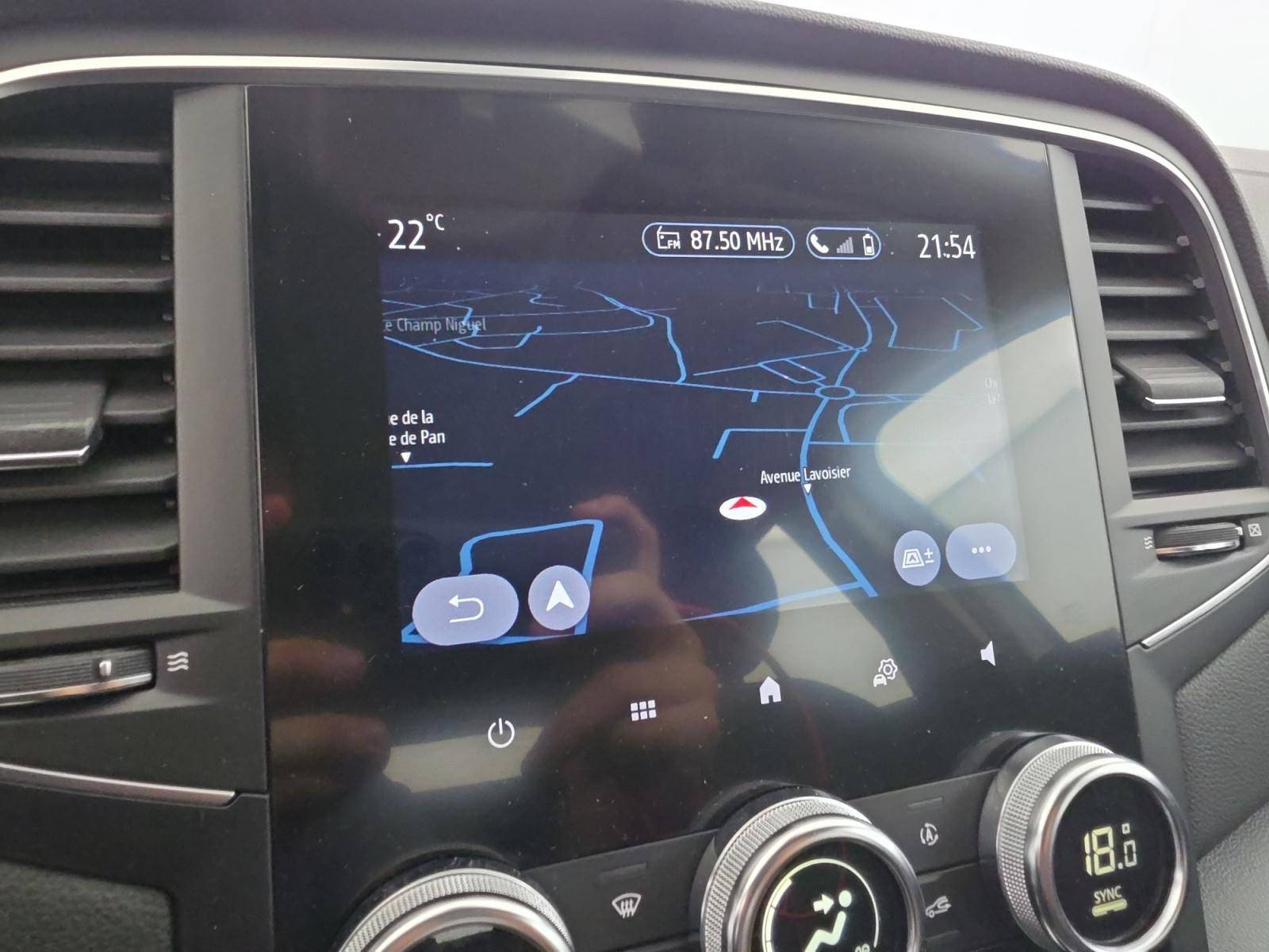 Vente en ligne Renault Megane 4  BLUE DCI 115 au prix de 13 900 €
