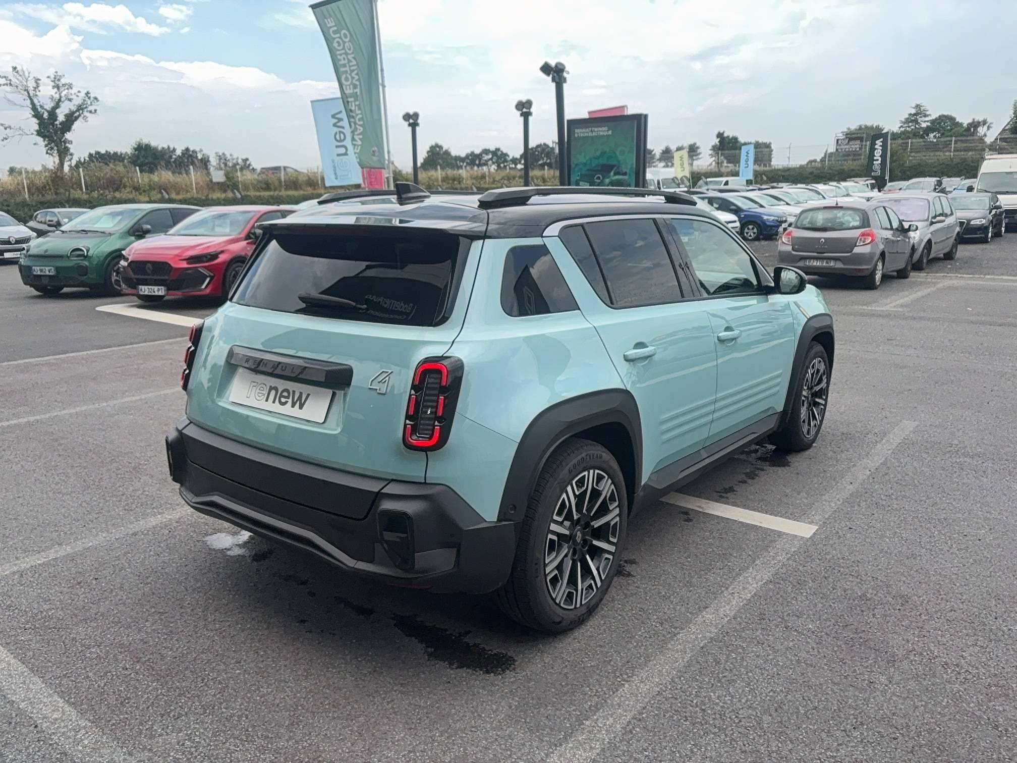 Vente en ligne Renault R4 E-Tech  150 ch autonomie confort au prix de 36 490 €