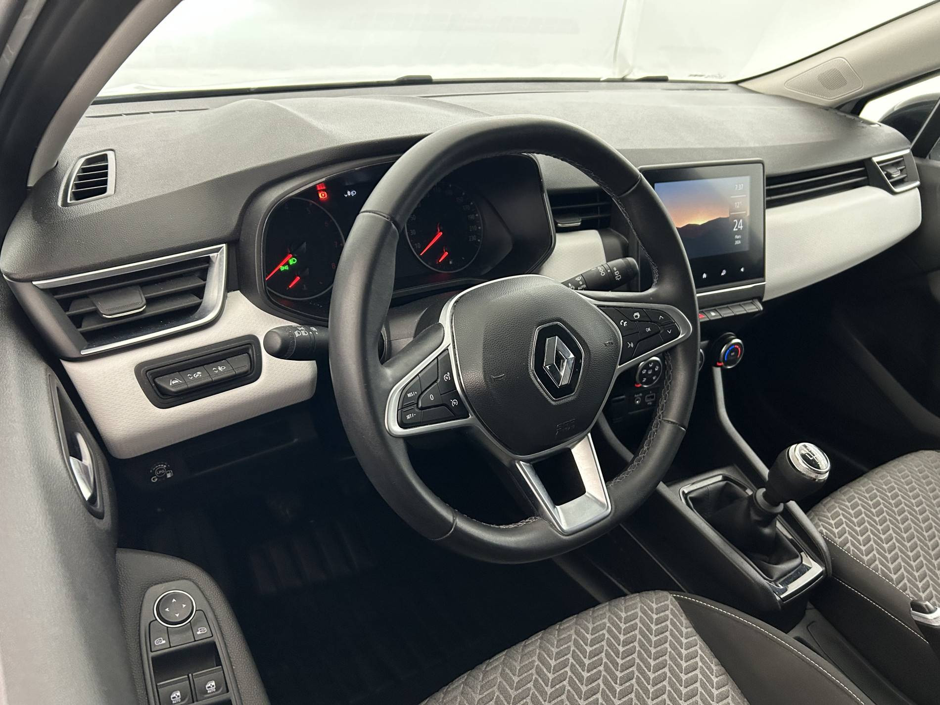 Vente en ligne Renault Clio 5 Clio TCe 100 GPL au prix de 14 390 €