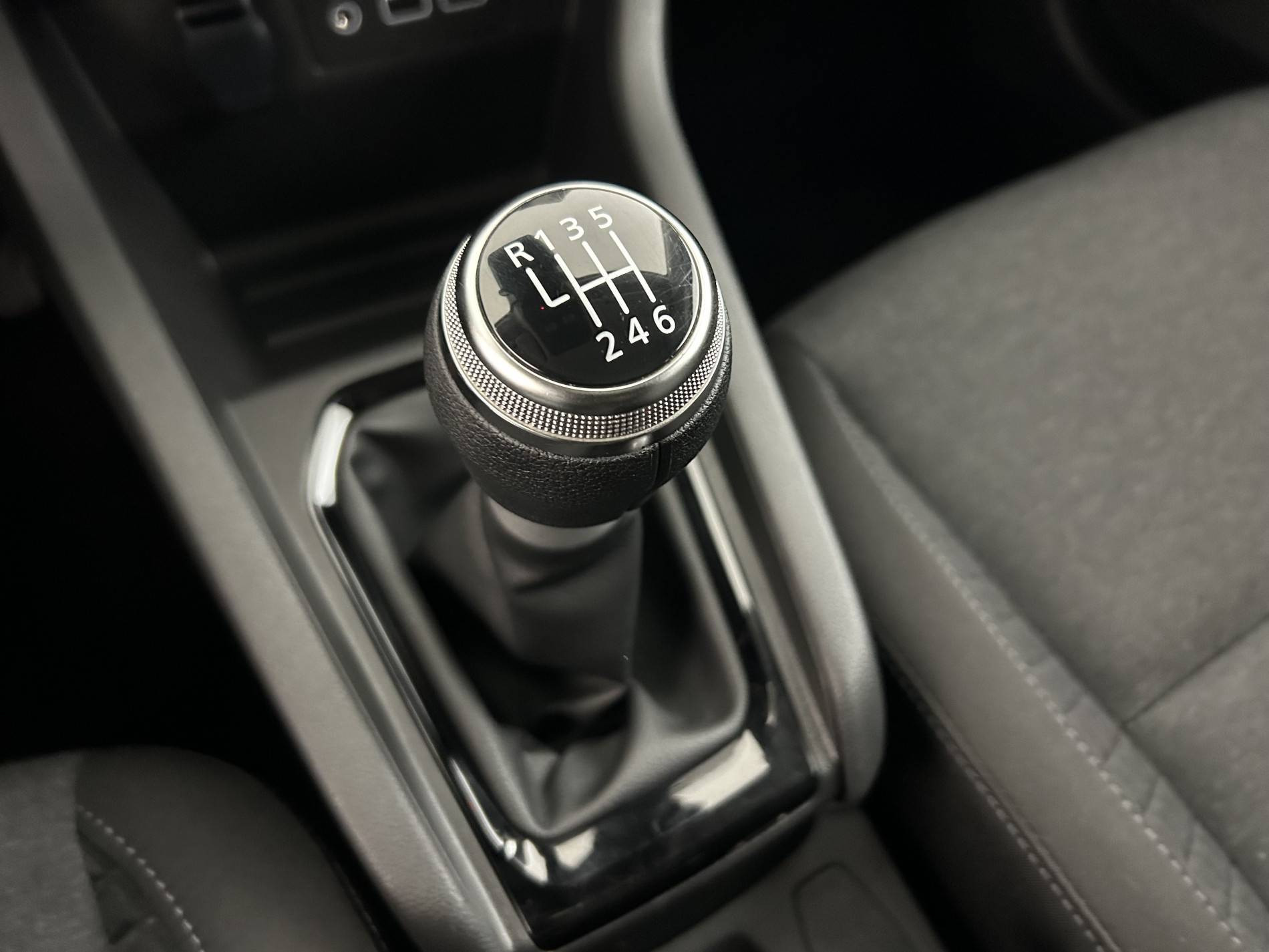 Vente en ligne Renault Clio 5 Clio TCe 90 au prix de 13 790 €