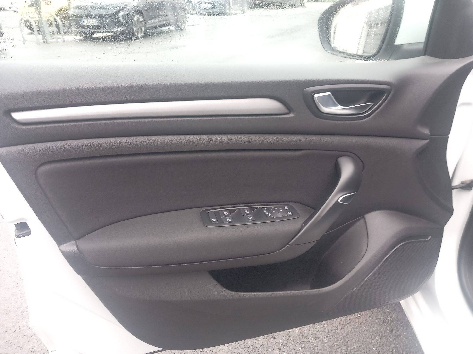 Vente en ligne Renault Megane 4 Mégane IV Berline TCe 115 FAP au prix de 13 490 €