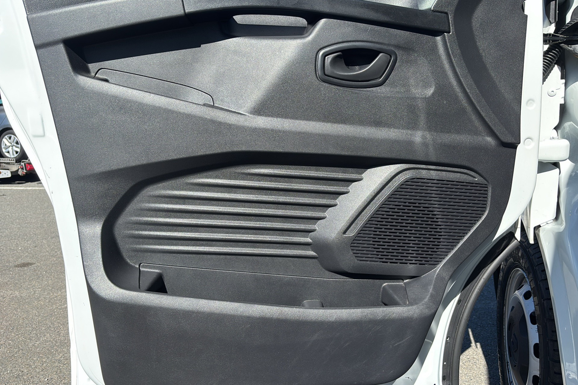 Vente en ligne Renault Trafic 3 Fourgon TRAFIC FGN L1H1 2800 KG BLUE DCI 130 au prix de 20 890 €