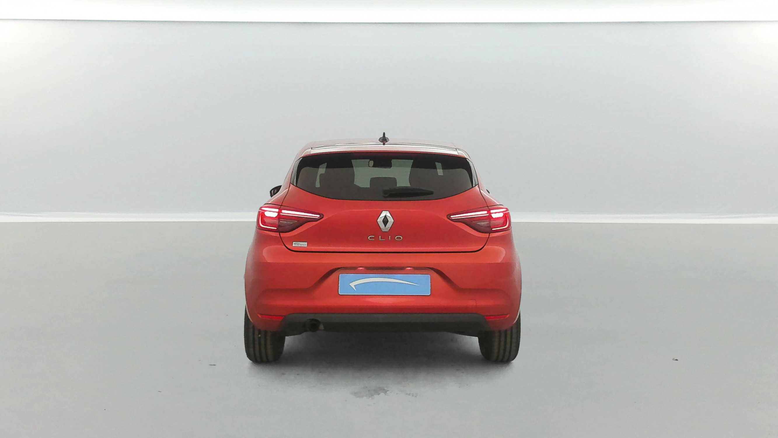 Vente en ligne Renault Clio 5 Clio TCe 90 - 21 au prix de 12 390 €