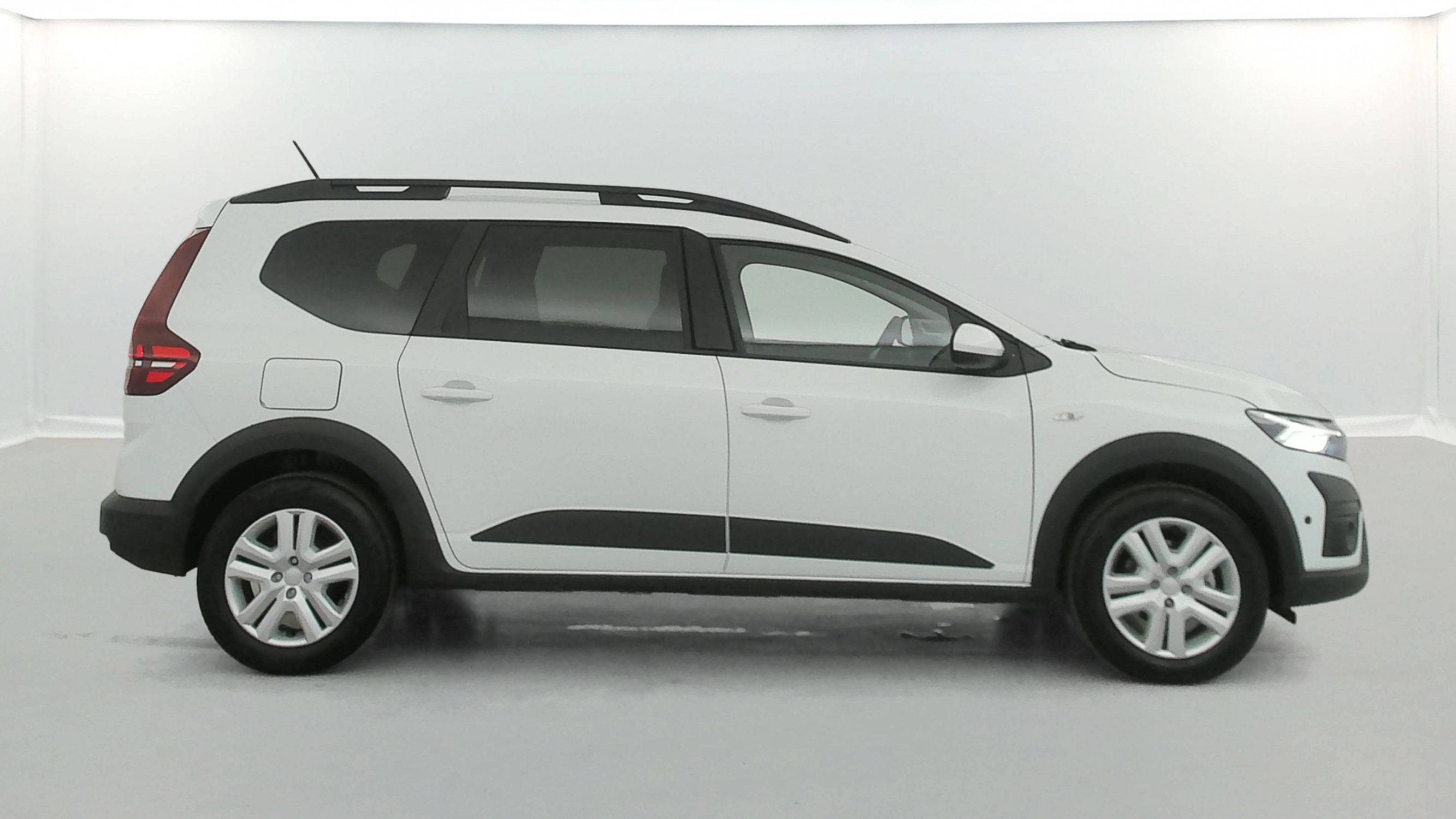 Vente en ligne Dacia Jogger  Hybrid 140 5 places au prix de 20 990 €