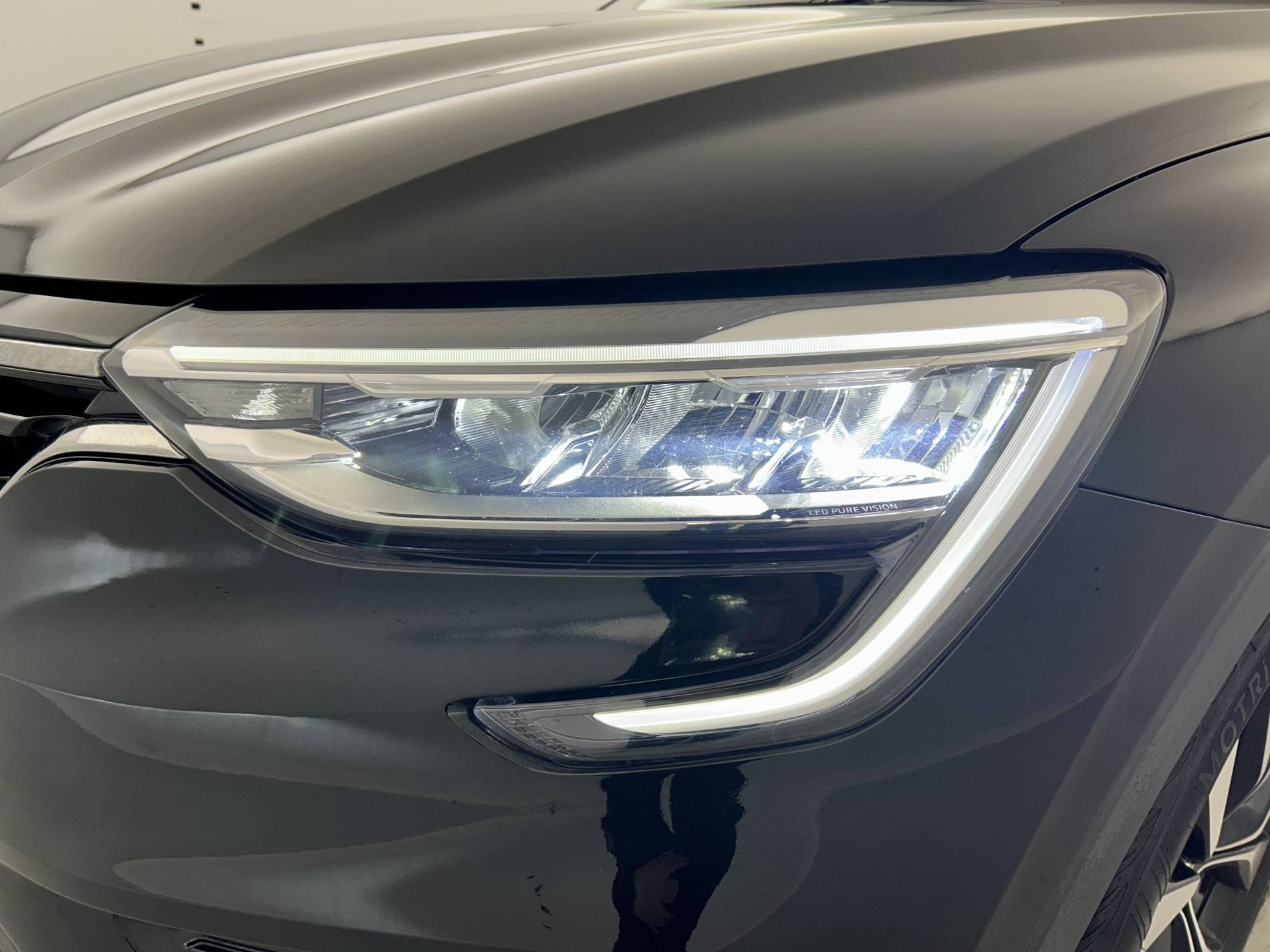 Vente en ligne Renault Arkana  mild hybrid 140 EDC FAP - 22 au prix de 19 990 €