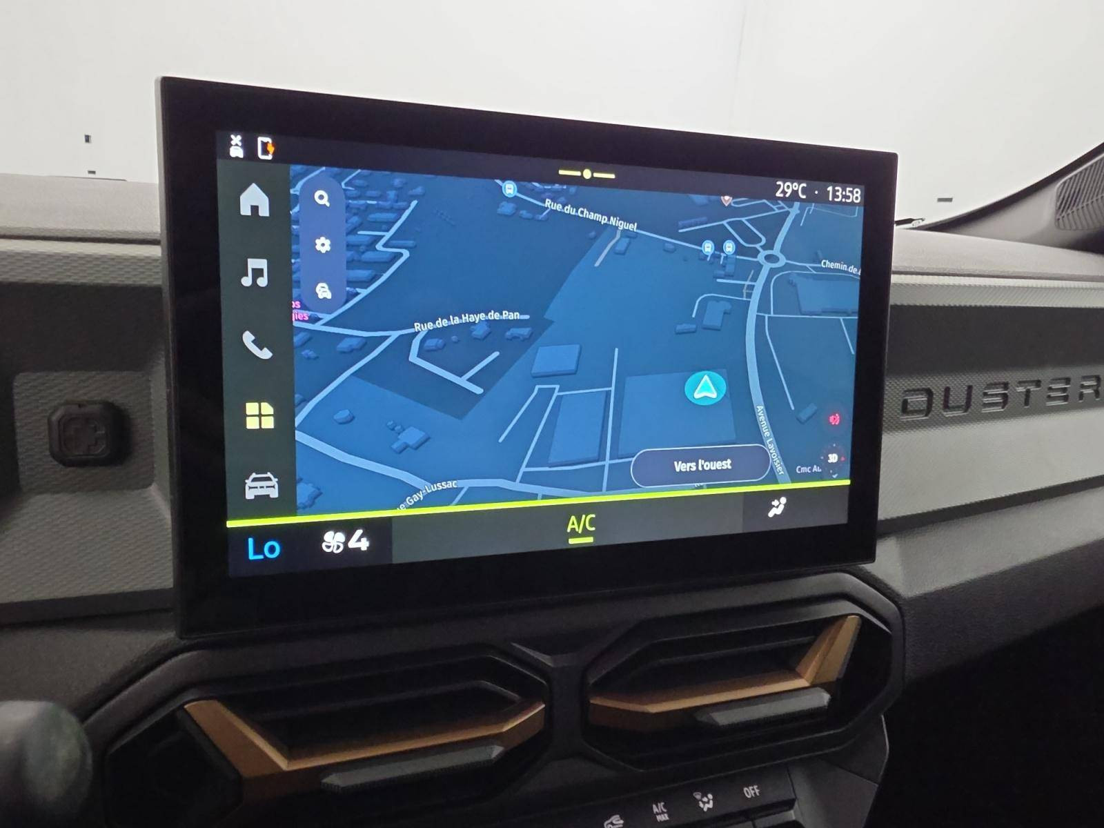 Vente en ligne Dacia Duster  Hybrid 140 au prix de 24 990 €