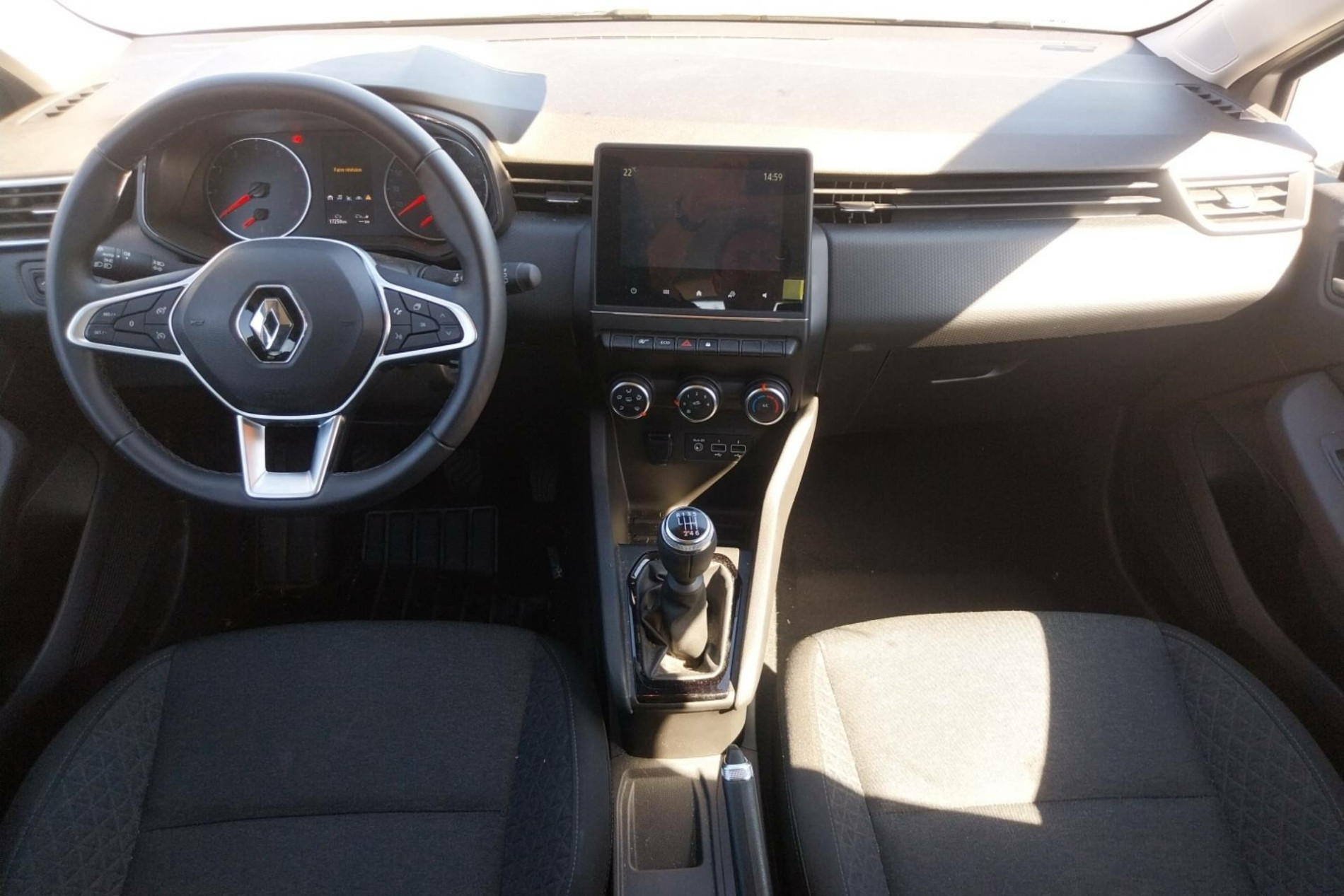 Vente en ligne Renault Clio 5 Clio TCe 90 au prix de 13 990 €