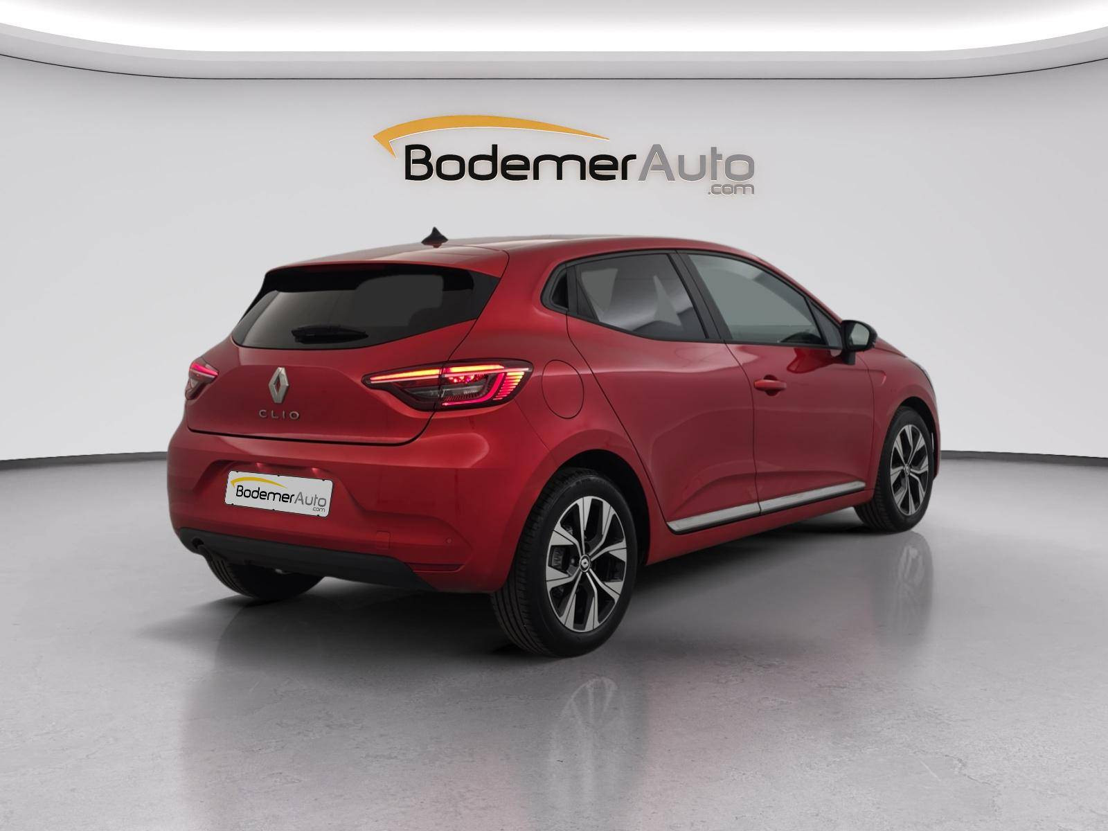 Vente en ligne Renault Clio 5 Clio TCe 90 au prix de 14 890 €