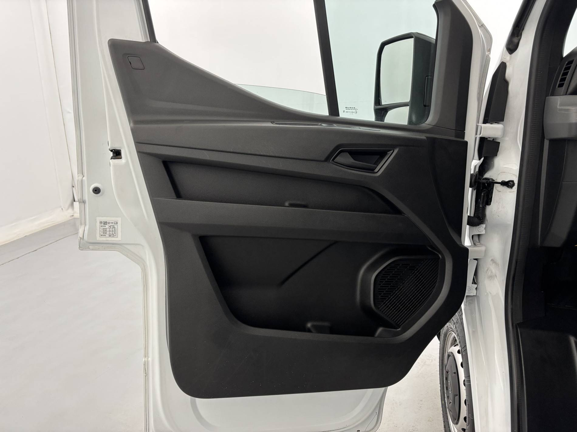 Vente en ligne Renault Master Fourgon MASTER FG BLUE DCI 130 L2H2 3T5 TR au prix de 29 900 €