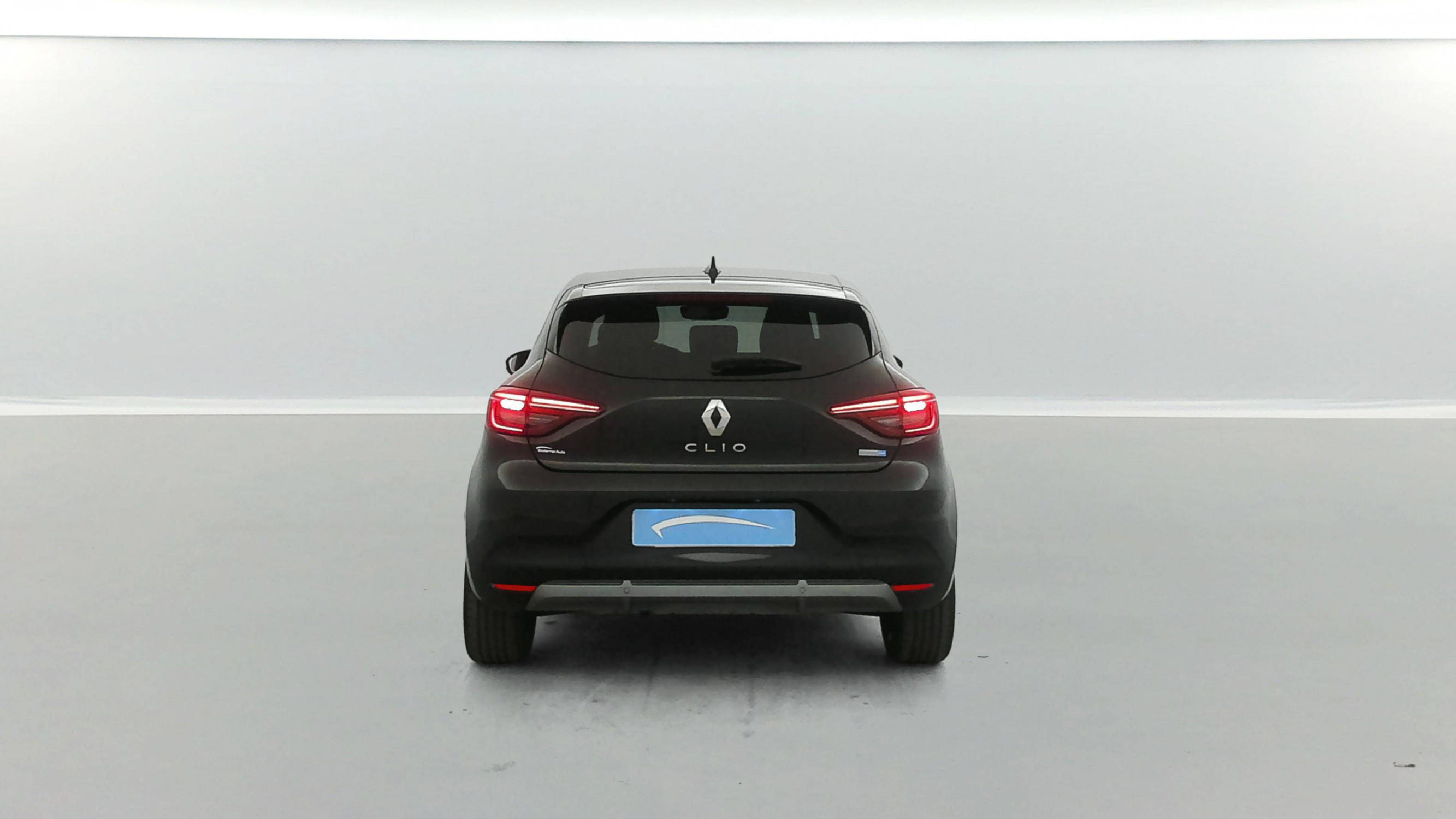 Vente en ligne Renault Clio 5 Clio E-Tech hybride 145 au prix de 17 990 €