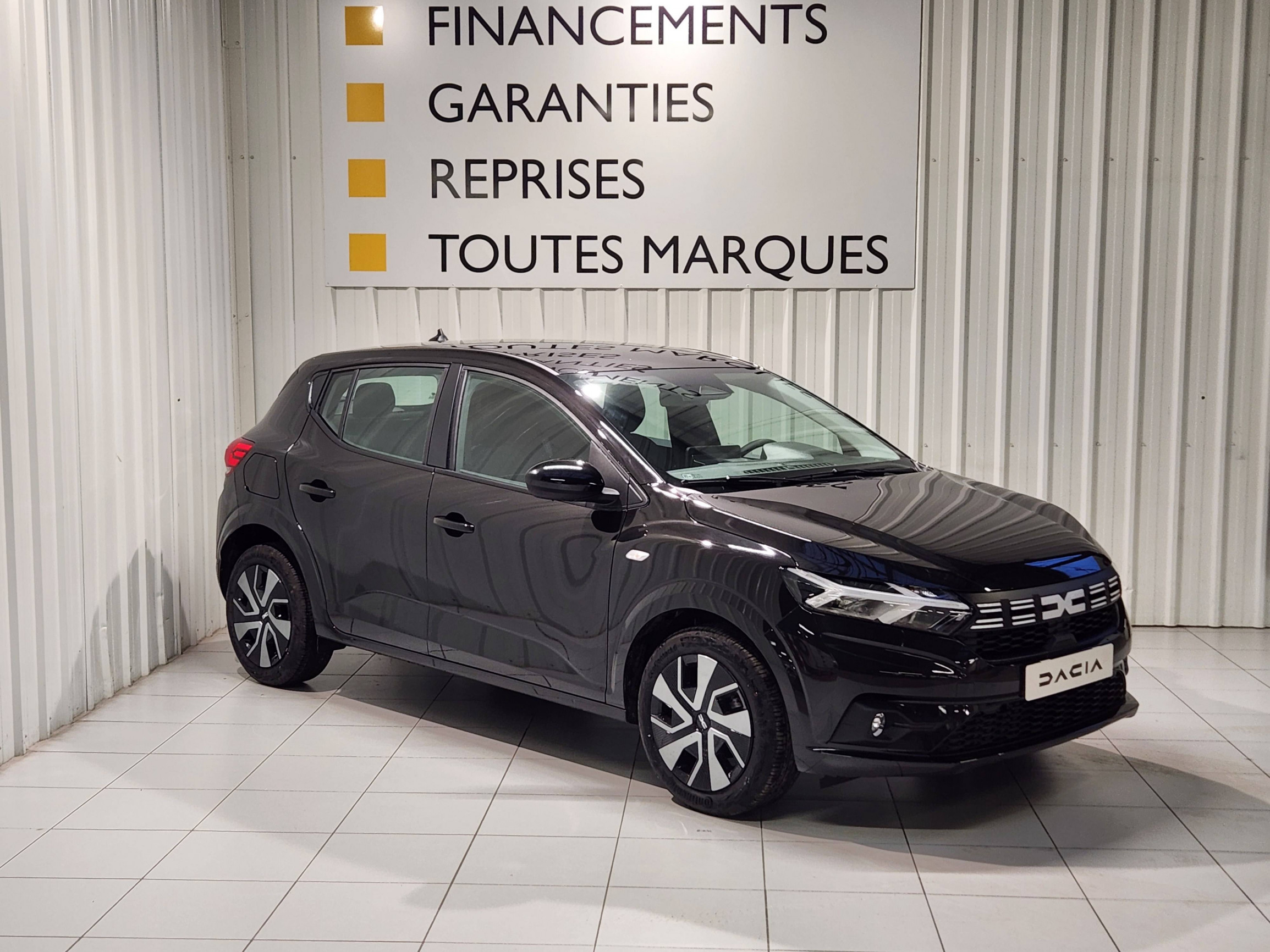 Vente en ligne Dacia Sandero  SCe 65 au prix de 14 990 €