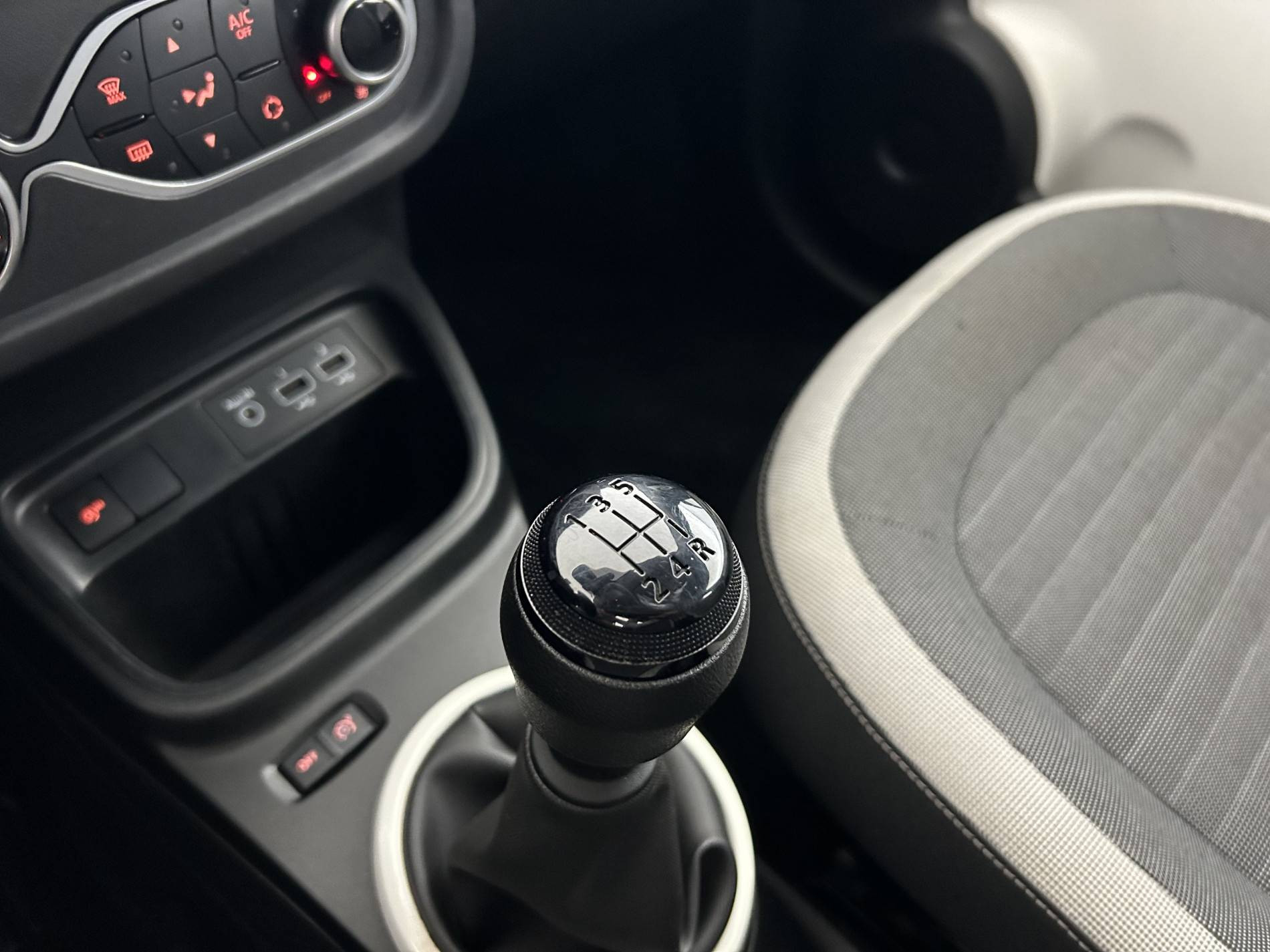 Vente en ligne Renault Twingo 3  SCe 65 au prix de 10 691 €