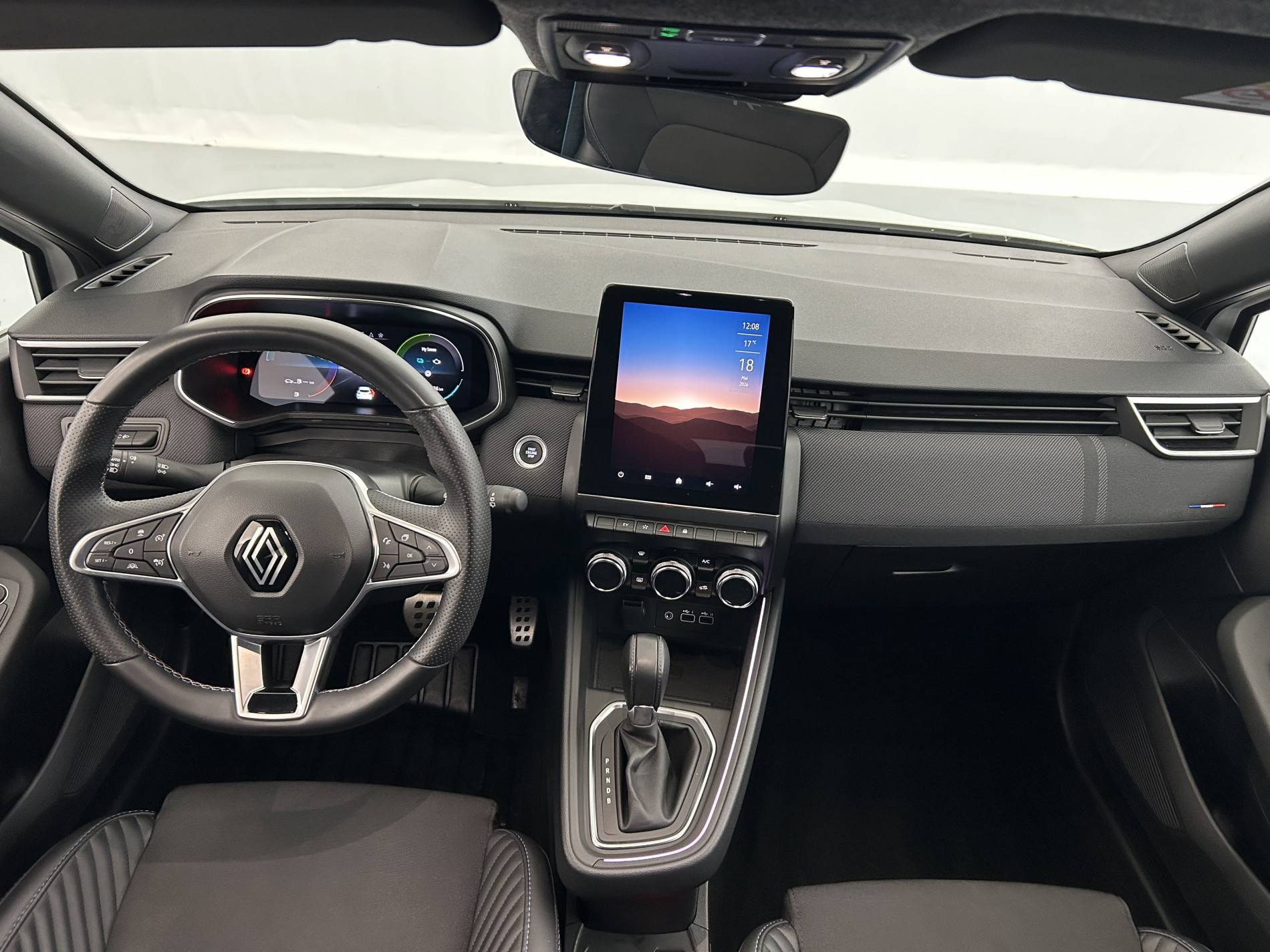 Vente en ligne Renault Clio 5 Clio E-Tech full hybrid 145 au prix de 20 500 €