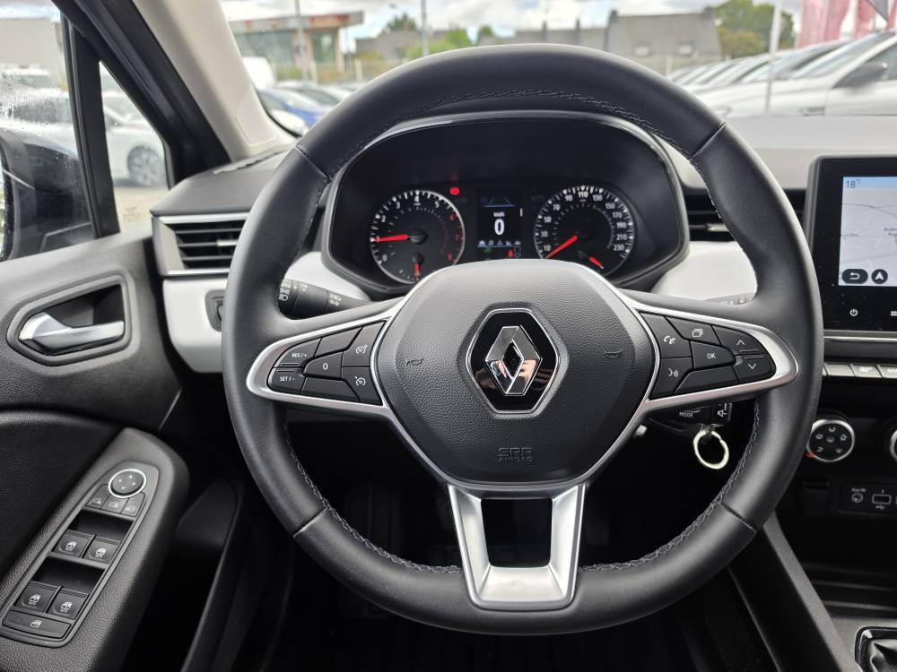 Vente en ligne Renault Clio 5 Clio TCe 90 au prix de 14 990 €