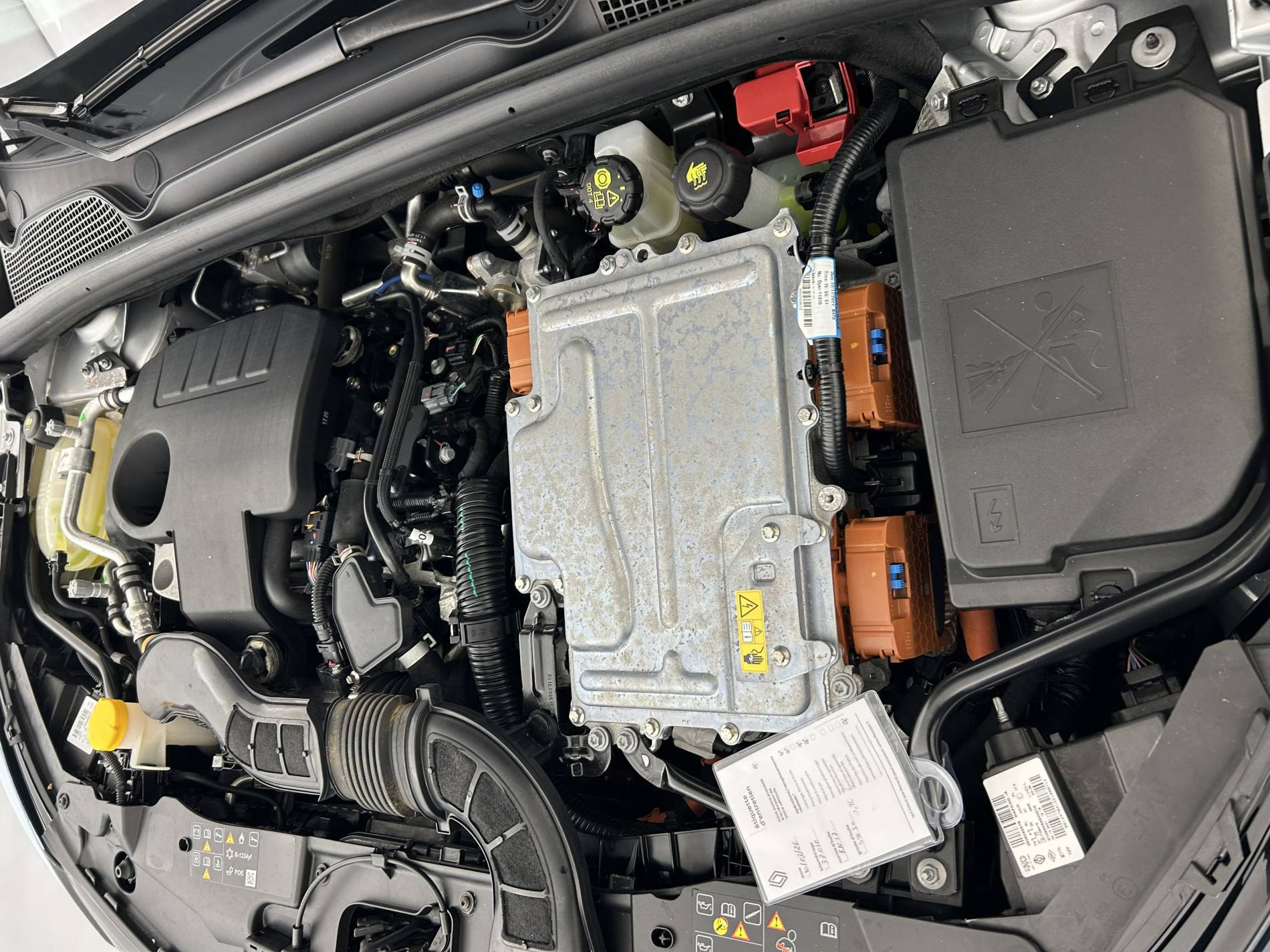 Vente en ligne Renault Clio 5 Clio E-Tech 140 - 21N au prix de 16 890 €