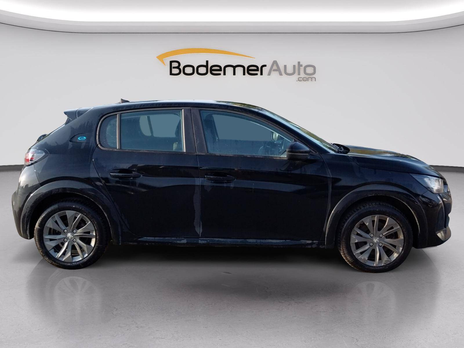 Vente en ligne Peugeot E-208  50 kWh 136ch au prix de 15 900 €