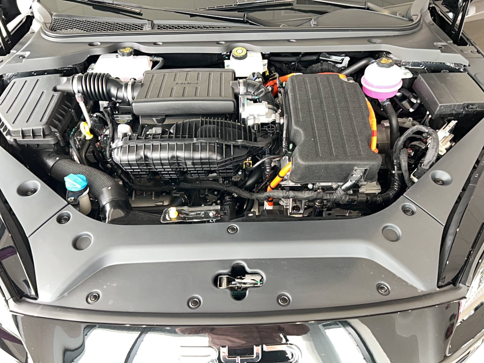 Vente en ligne Byd Seal 6 DM-i Touring  1.5l DM-i 156 kW PHEV au prix de 35 590 €