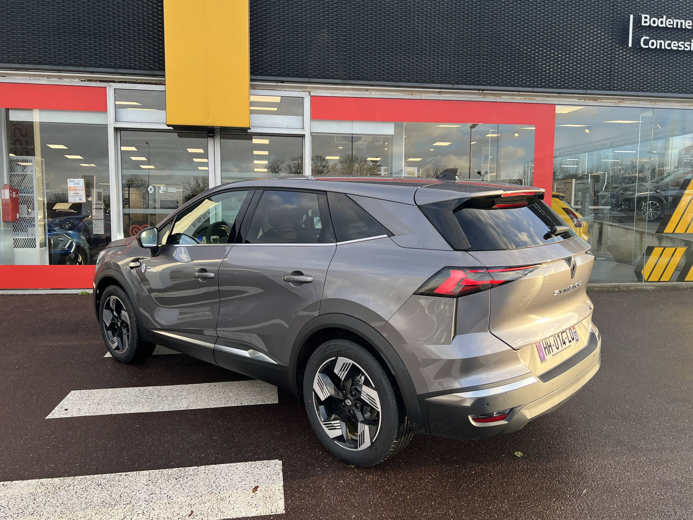 Vente en ligne Renault Symbioz  E-Tech full hybrid 160 ch au prix de 33 900 €