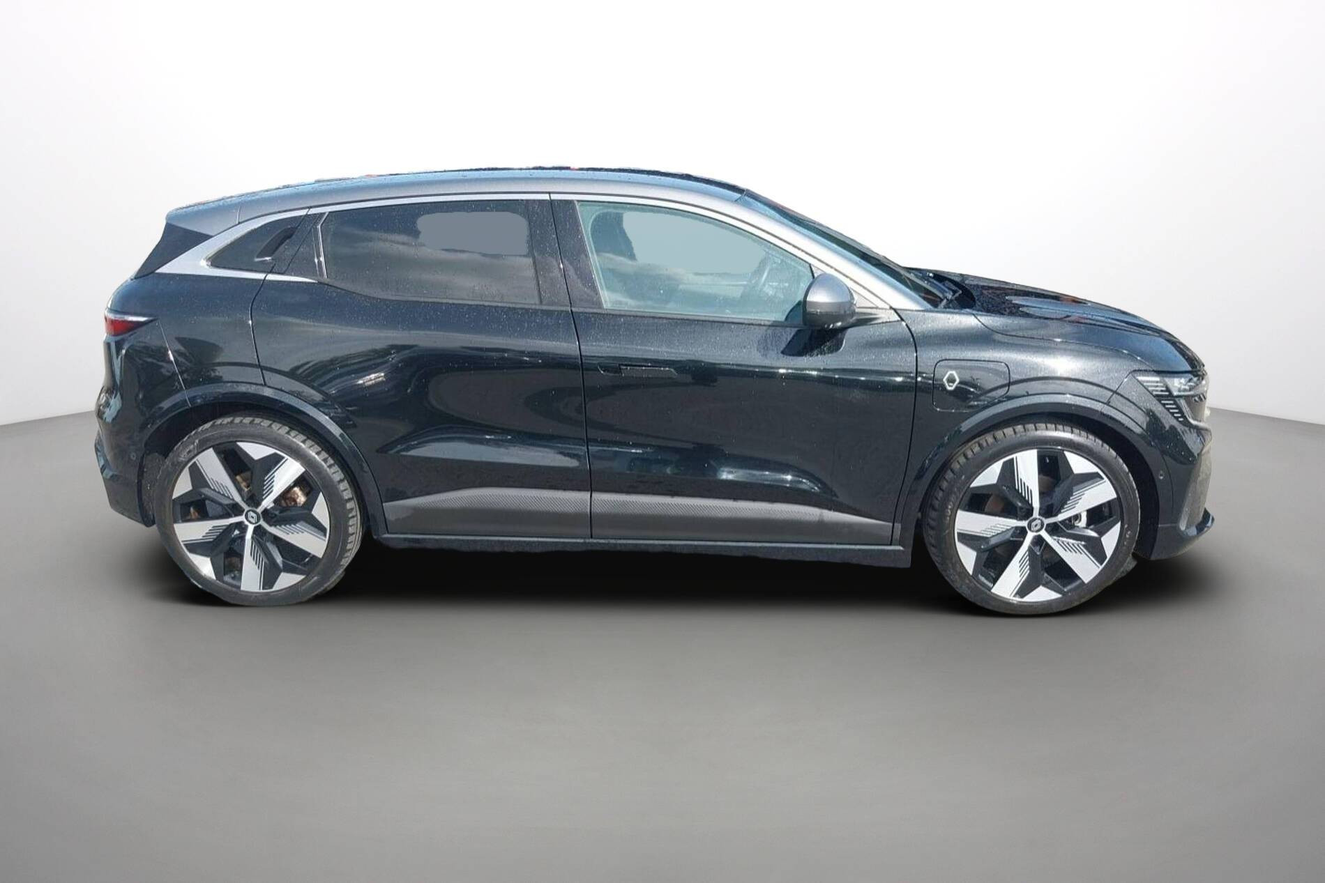 Vente en ligne Renault Megane E-Tech  EV60 220 ch super charge au prix de 22 990 €