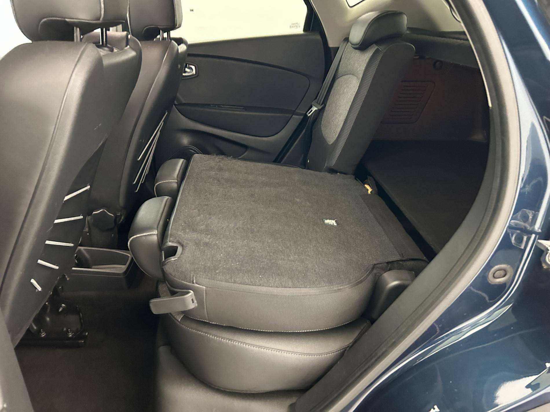 Vente en ligne Renault Captur  dCi 90 au prix de 10 990 €