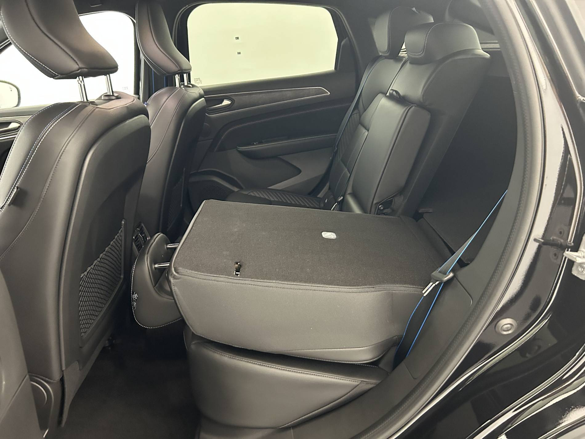Vente en ligne Renault Arkana  E-Tech full hybrid 145 GSR2 au prix de 29 990 €