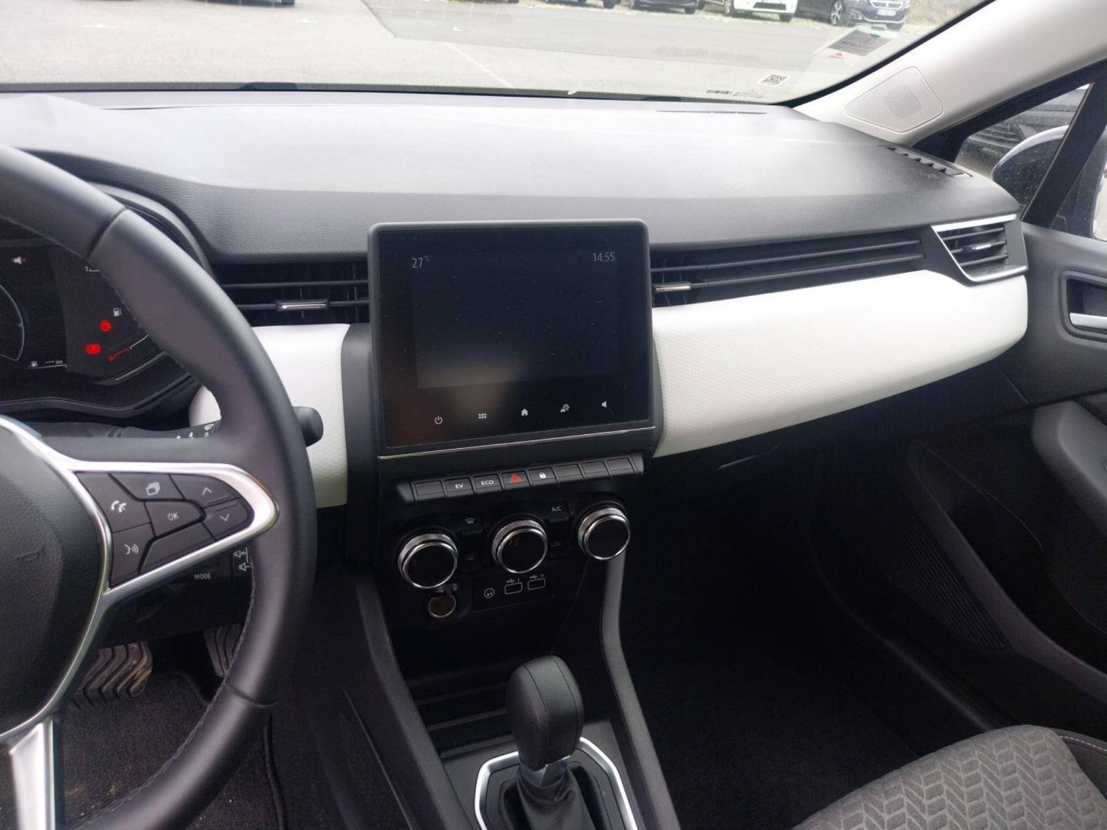 Vente en ligne Renault Clio 5 Clio E-Tech full hybrid 145 au prix de 16 700 €