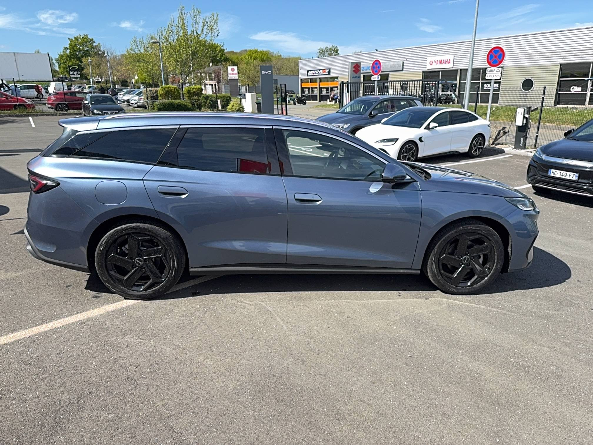 Vente en ligne Byd Seal 6 DM-i Touring  1.5l DM-i 156 kW PHEV au prix de 37 290 €