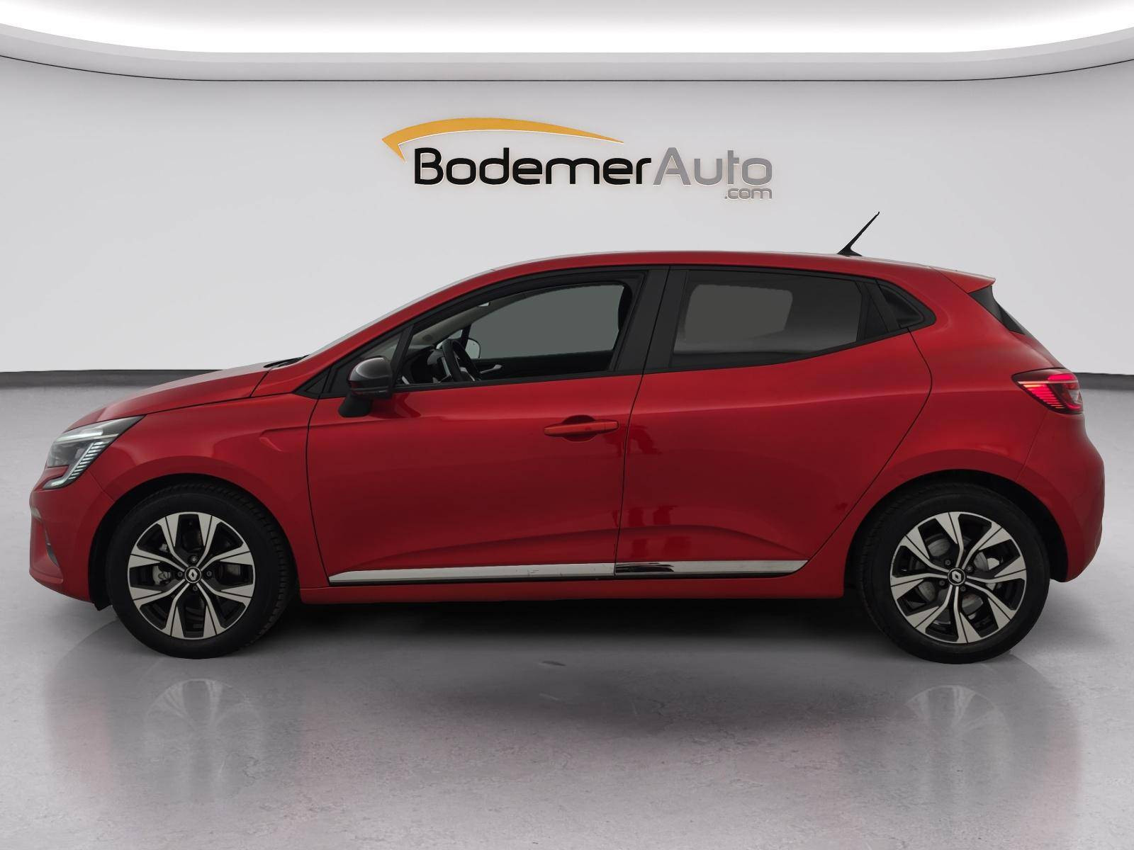 Vente en ligne Renault Clio 5 Clio E-Tech full hybrid 145 au prix de 17 990 €