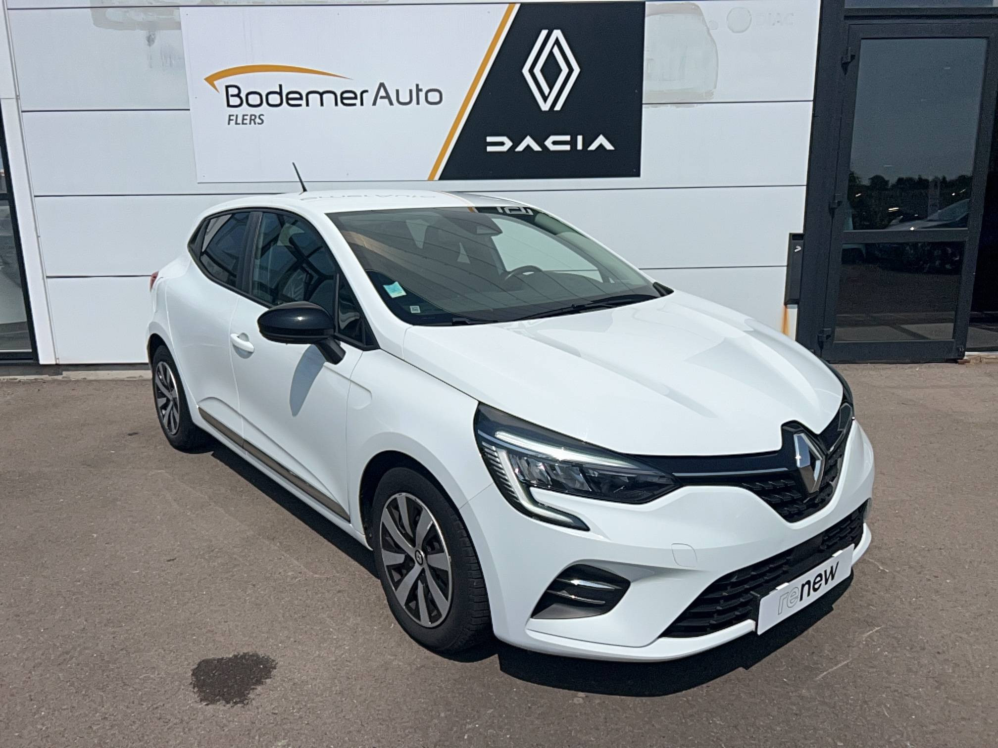 Vente en ligne Renault Clio 5 Clio TCe 90 au prix de 13 490 €