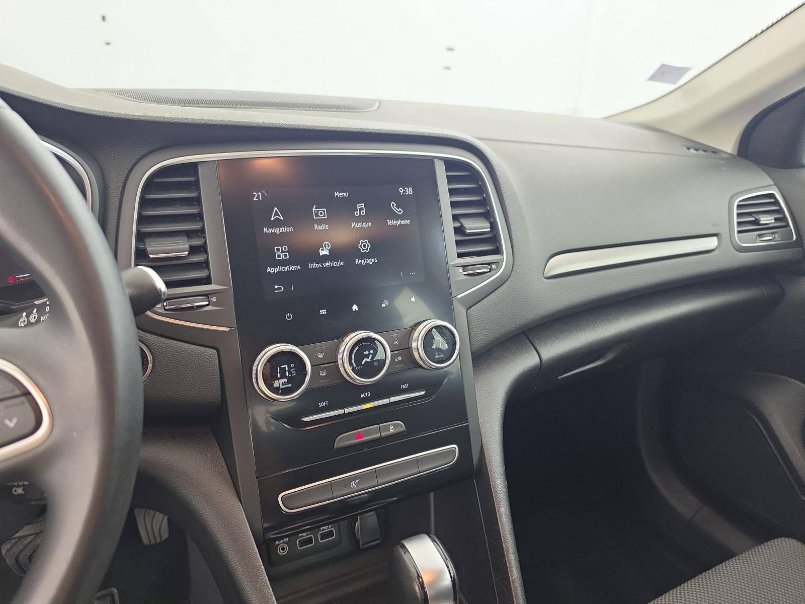 Vente en ligne Renault Megane 4  Blue dCi 115 EDC au prix de 15 690 €
