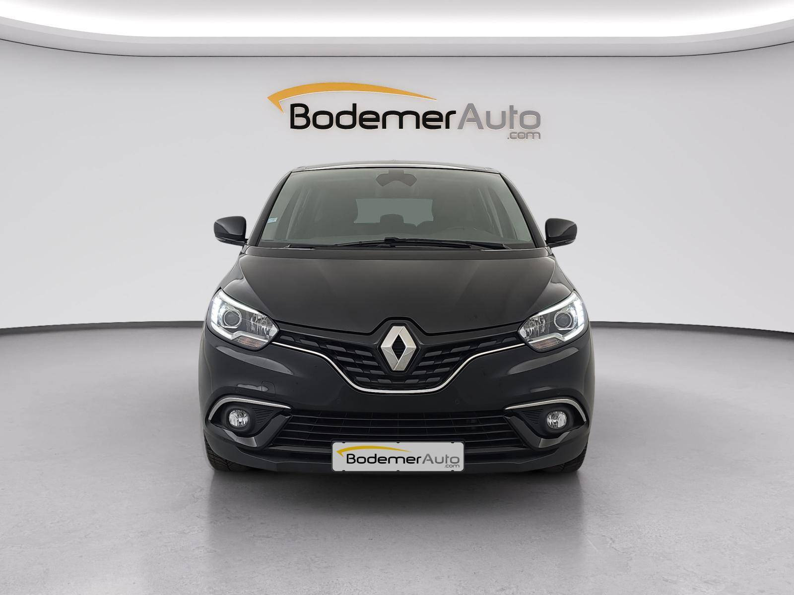 Vente en ligne Renault Grand Scenic 4 Grand Scenic Blue dCi 120 au prix de 13 999 €