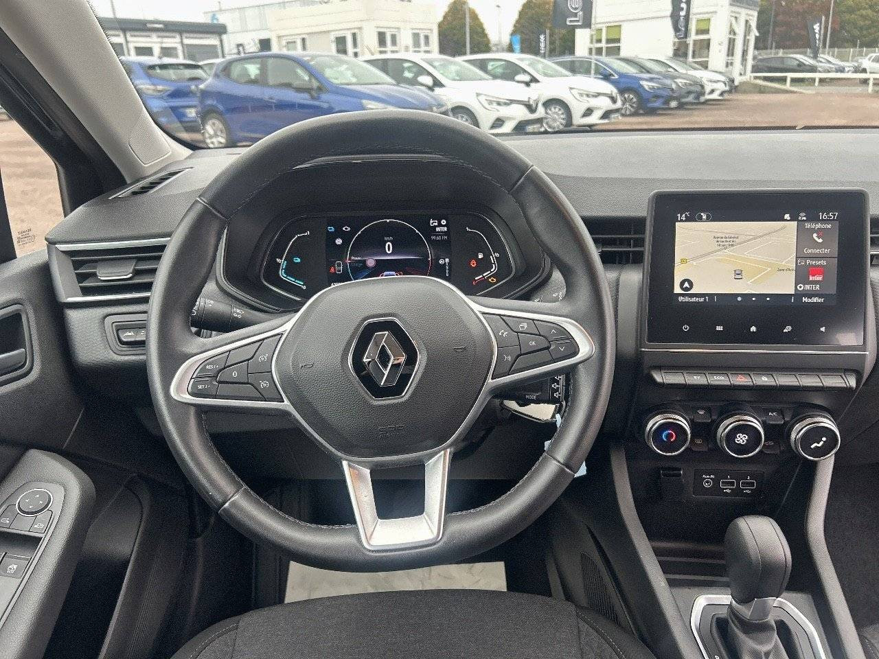 Vente en ligne Renault Clio 5 Clio E-Tech 140 - 21N au prix de 14 990 €